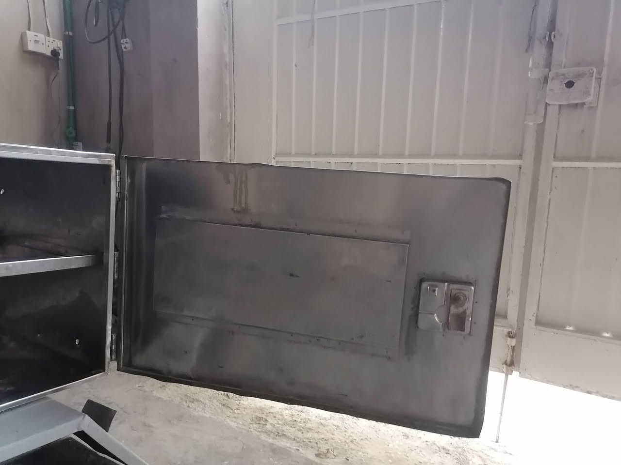 قطع هينو • ماطور ماسحات • أبواب ٢ فارغات