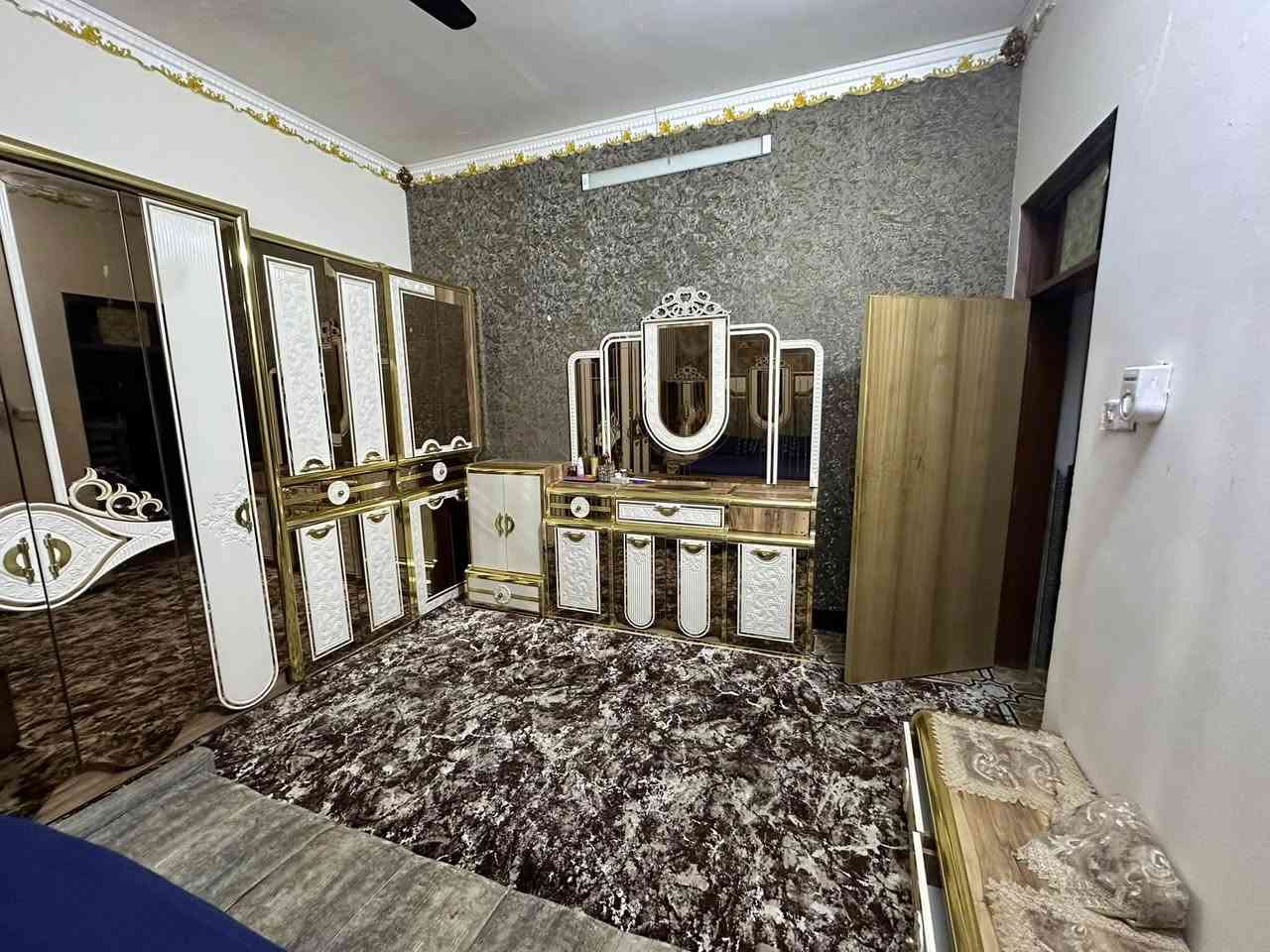 سلام عليكم غرفه لبيع ١٢ قطعه ***********
