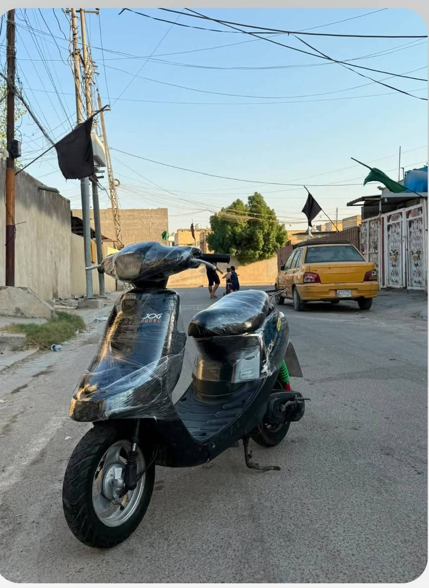دراجه 60 بطه هندر واحد وخير من الله بريكات امامي وخلفي عداد سرعه شغال السعر 200 وبيهة مجال للاستفسار اكثر ***********مكاني بغداد الزعفرانيه
