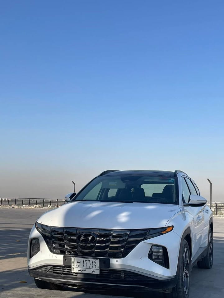 🚘 هيونداي توسان 2022 Limited
• وارد أمريكي حادثه موضح بالصور بدون تبديل وبدون صبغ ، وبدون لغود او شواصي ، بيه ذني بالبنيد والباب مال امريكا ما مصلحات بشكل جيد والجنطة ايضاً بسيطات
• Limited — أعلى فئة
• دفع أمامي FWD
• محرك 2.5 لتر، 4 سلندر
• گير أوتوماتيك دگم
• مقاعد جلد
• تبريد وتسخين مقاعد
• فتحة بانوراما
• شاشـة كبيرة ومواصفات Limited كاملة
• كاميرات  360ْ وحساسات أمامية وخلفية ورادار امامي وخلفي ونقط عمياء
سماعات Bose
• شحن لاسلكي
• ويل 19
. قيادة شبه ذاتيه ع الطرق المخططة مع مثبت سرعه تفاعلي 
 . ماشيه ٦٥ الف كيلو 
• السيارة مرتبة ونظيفة وبعد بيه هواي مواصفات
رقم الشاصي : 5NMJE3AE3NH102546
📍 الموقع: بابل ، الحلة
💰 السعر: 177 ورقه وبيه مجال
📞 للاستفسار: ***********
