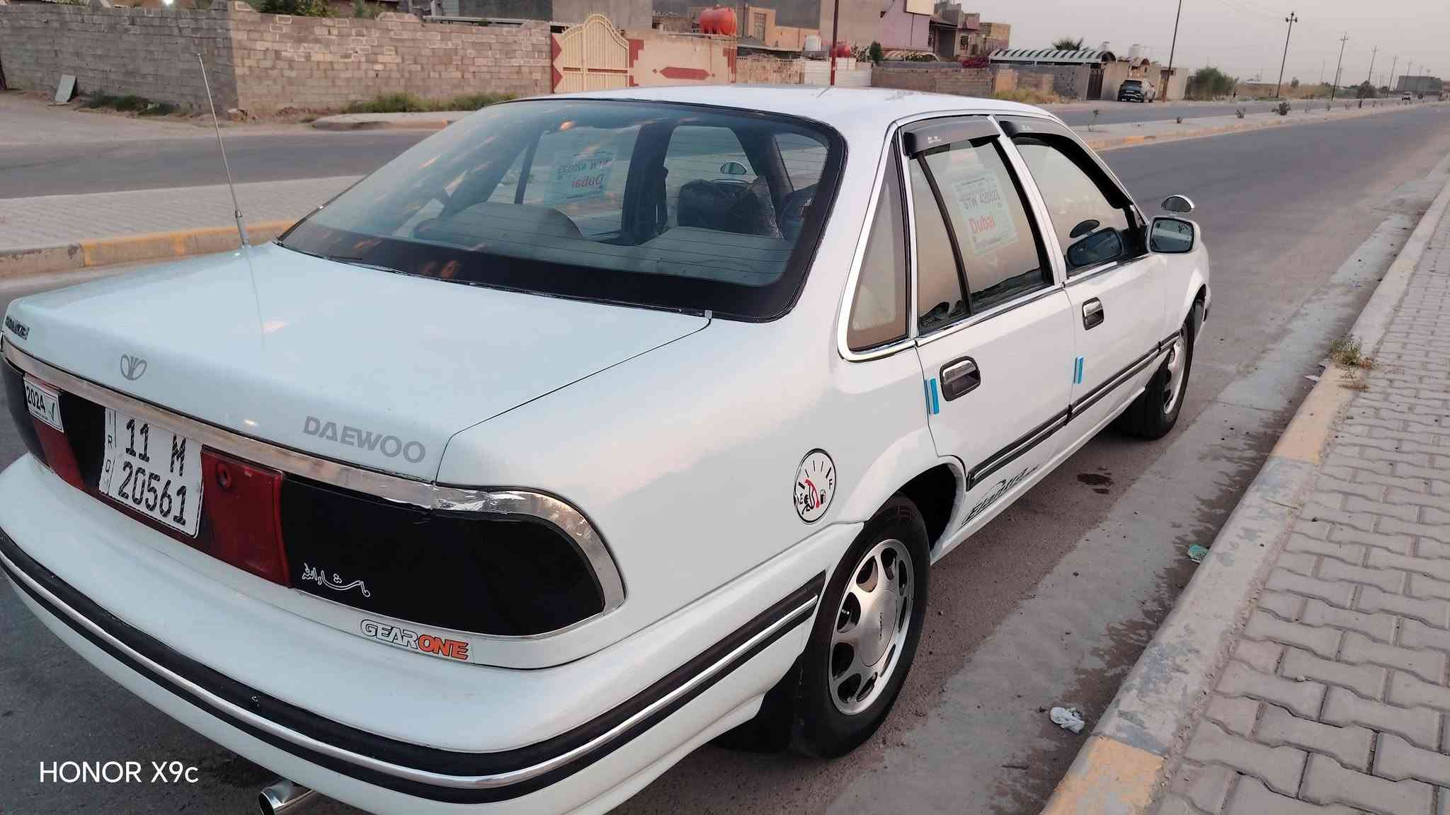 السلام وعليكم
دايو برنس موديل1996
الون ابيض ..... 
رقم بغداد بسمي رقم دولي  ... تحويل ثاني يوم
كير اوتوماتيك ٠٠٠  
محرك مفتوح .....
كير ومحرك حاويه جدد مكفولات  
ويل كب مجلي لونين 
تخم تاير....... باتري جديد
كهربائيات كله شغاله
شواصي انضاف.... 
مشط ستيرن باور سلف داينمو راديتر كله جديد 
 تعمير درجة اولى
ملاحضه السياره مصبوغه حزام للجماليه بدون قماره وتكم
صدر خلفي أمامي جديد 
غرفتها جديده ...دواخلها جدد بطاين جدد كشنات جدد دشبول جديد 
سنترلك شغال 
اسف عل اطاله الشراي يتصل
الهاتف *********** 
مكان سيارة بغداد
السعر 36
اتصل ع الرقم فقط

نص مكتوب في الصور:
- HONOR X9c