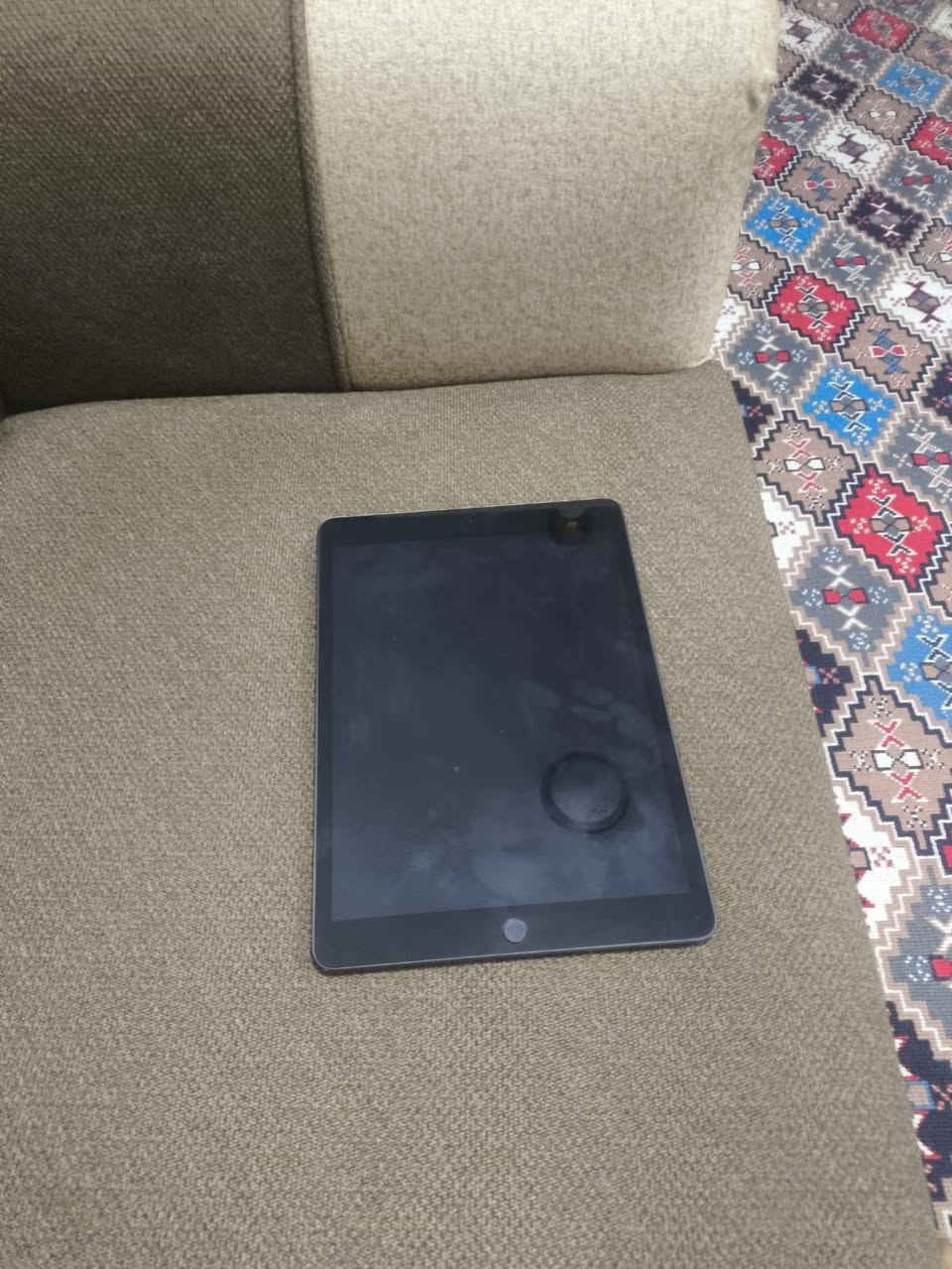 ايباد 9نضيف ما مفتوح كلشي ما مبدل بي نضافه فول ميسان حي الجامعة خاص مقفول
سعره 275بي مجال
 شراي يتصل
***********
