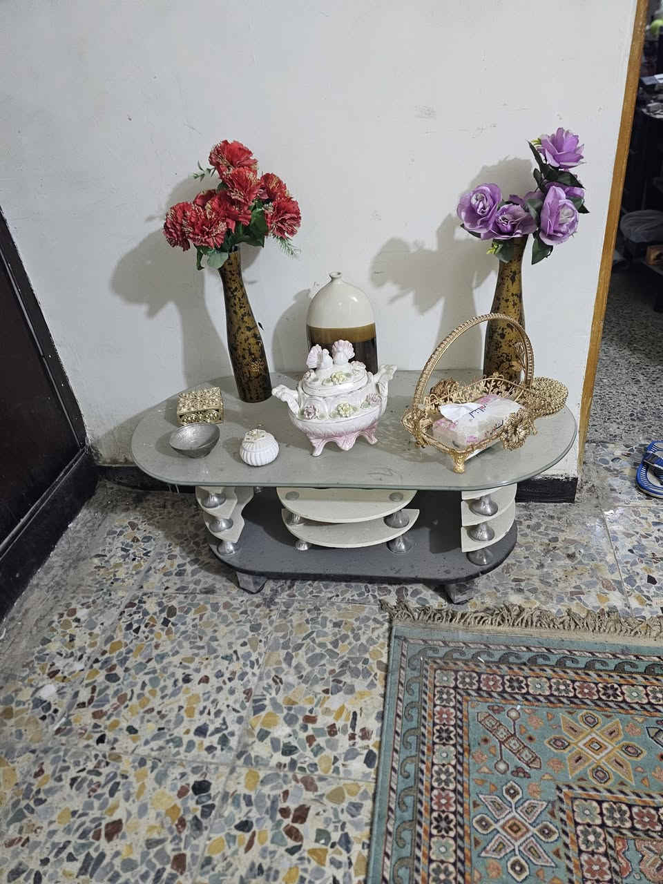 اغراض بيت للبيع ***********
