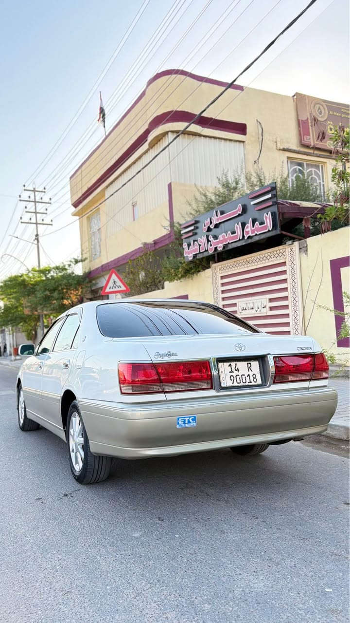 جنون 2003 جديد كفاله ما عدى ملاحظات بسيطه بدون حادث السياره ع وضع الشركه جديده تخم تاير حداديه تبريد السياره ع البلاد رقم بصره مشروع وطني تحويل ثاني يوم تبريد ثلج كفاله من الكص والعيب الشرعي والنقل الجثه بسمي السعر 125 وبيهه مجال بسيط حك الجيه *********** عنوان السياره بصره المدينة, البصرة
