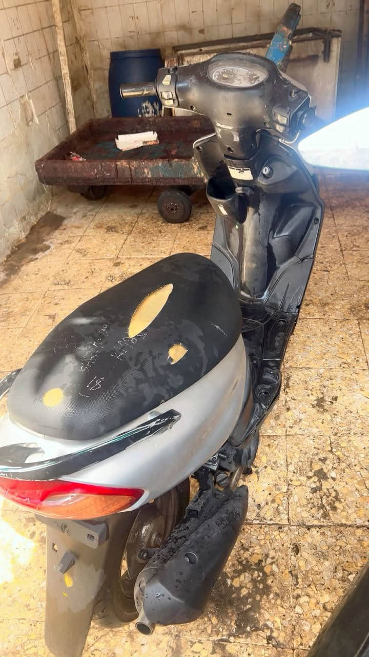 دراجه ماكس قجمه ابيع دراجه مكفوله وكفاله عامه محرك وكفرات وشلعه ومعدل نكره سلف السعره 400 وبيها مجال مكاني بغداد شارع الجمهوريه ***********
