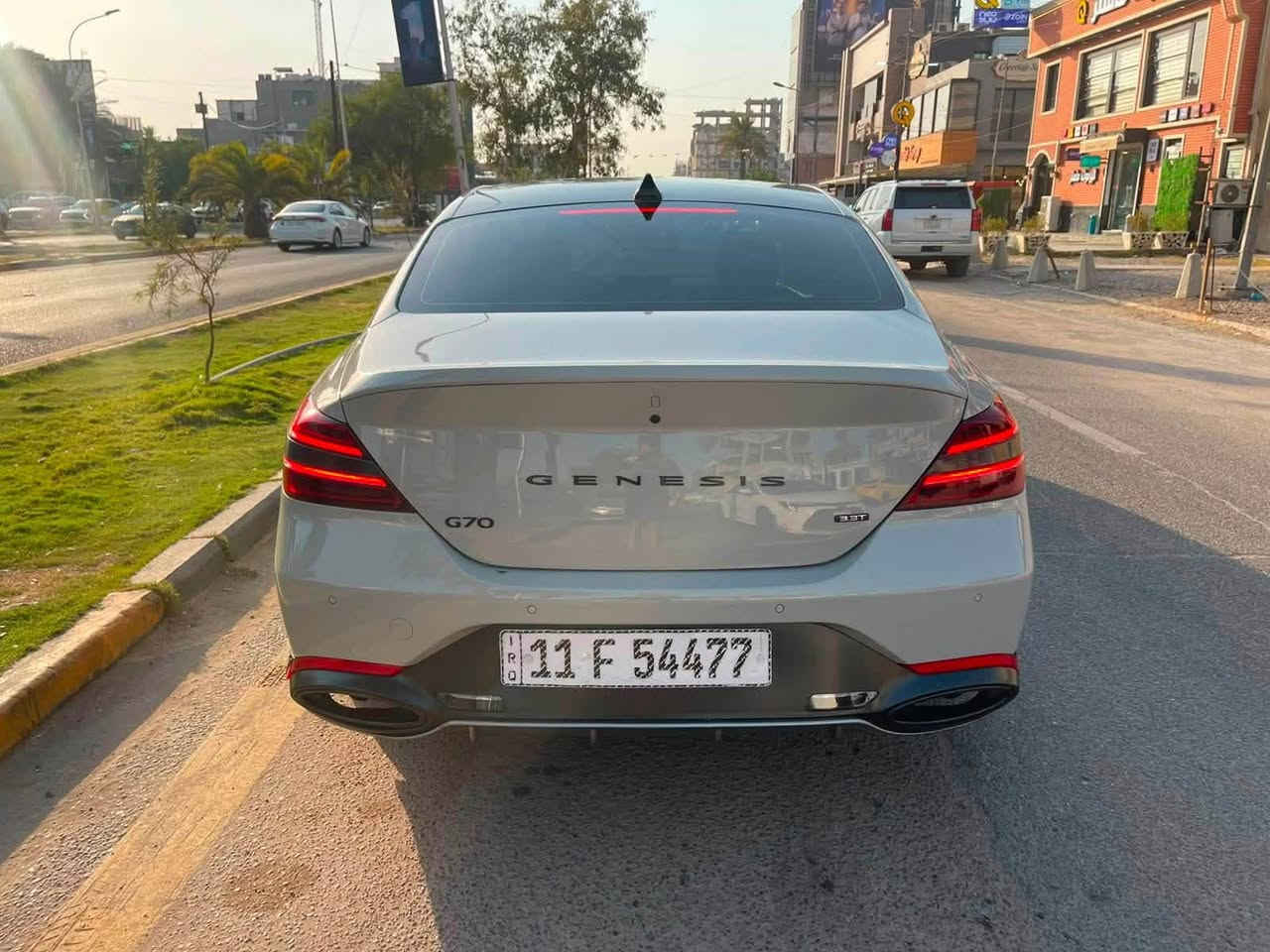 جنسز G70 سبوت  برستيج 
 2024 
ماشيه 13 الف فول مواصفات داخل احمر 

السيارة عليها لويات ماركة ايباخ 
سبورت برستيج 
حدادية ريسنك كاملة امامية وخلفية 
بولي واتر بمب وزن خفيف 
جهاز jb4 
بلكات ريسنك 
موديل ٢٤ 
حجم المكينه 3300 6 سلندر 
بيع او مراوس 
كامري 

حادث بنيد وباب السائق ومباوك الباب الخلفي 
الشاصي الايمن بي سحب فقط 
ايرباك استيرن وبردة
مكانه اليرموك اربع شوارع 
الاتصال *********** وتساب 
مرقم بغداد تحويل مباشر 
208 ورقات
