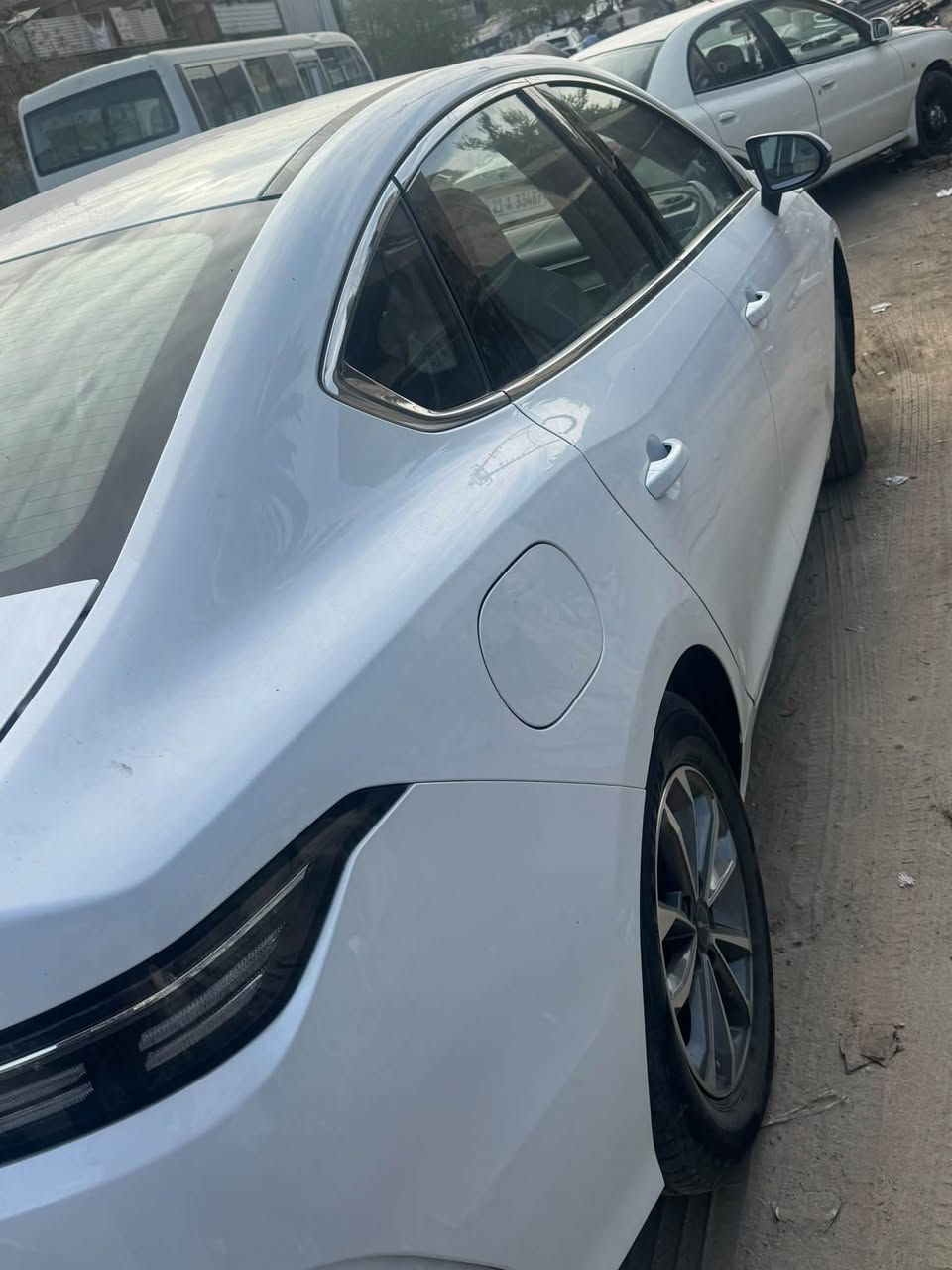 السلام عليكم 
BYD
موديل 2025 ماشيه 24الف 
سياره جديده و مرتبه فول1/1 المكان بغداد الچكوك 
***********
