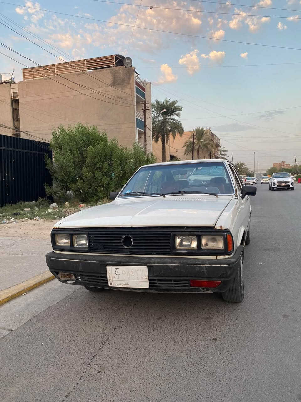 السلام عليكم برازيلي موديل 1987 السياره حلوه ونظيفه شغاله مكينه وكير جدد شرط التحويل مكاني بغداد السعر 28 وبيها مجال الرقم ***********
