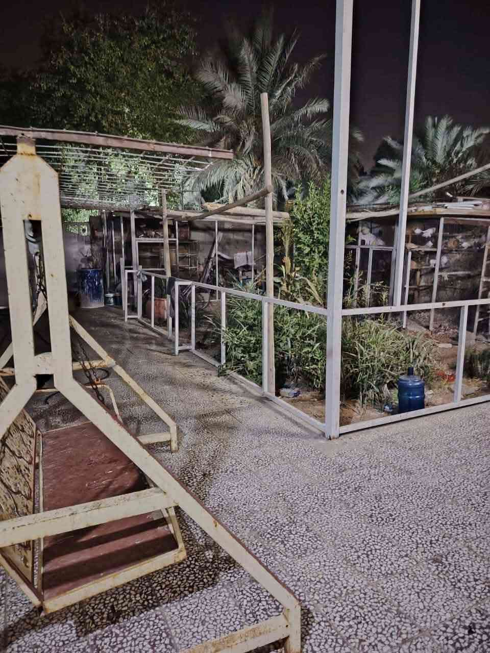 🏡 فرصة لا تعوض لامتلاك بيت بموقع مميز في الكوفة!
إذا تبحث عن بيت واسع وسعره مناسب، لا تضيع هالفرصة.

📍 الموقع: صف جناه الكوفة، بالفرع الثاني، بين شارع الفلل وشارع جنات الكوفة (طريق الزوار).

🔹 المساحة: 400 متر🔹 البناء: أساس وسقف صب كونكريت، طابوك جمهوري🔹 يتكون من:

غرفتين كبار

استقبال

صالة

مطبخ كبير

📄 السند: 25، مشمول بالتطويب وترقيم البلدية.

💰 السعر: 90 مليون دينار، وقابل للتفاوض بالمعقول مع الجادين.

📞 للاستفسار والتواصل:***********

البيت يستحق المعاينة، والجاد بالشراء يتواصل.
