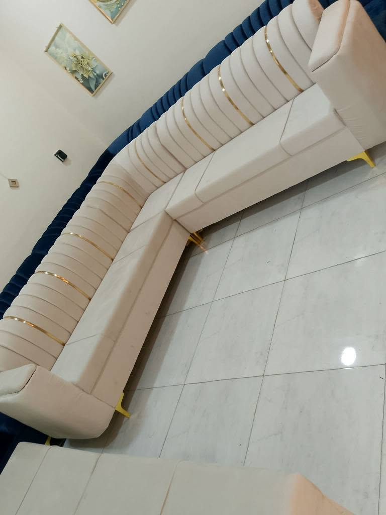 تخم ديوان 7متر تفصال جدد عدد 2مامستعمل شراي يدخل خاص اويتصل *********** كركوك, العراق

