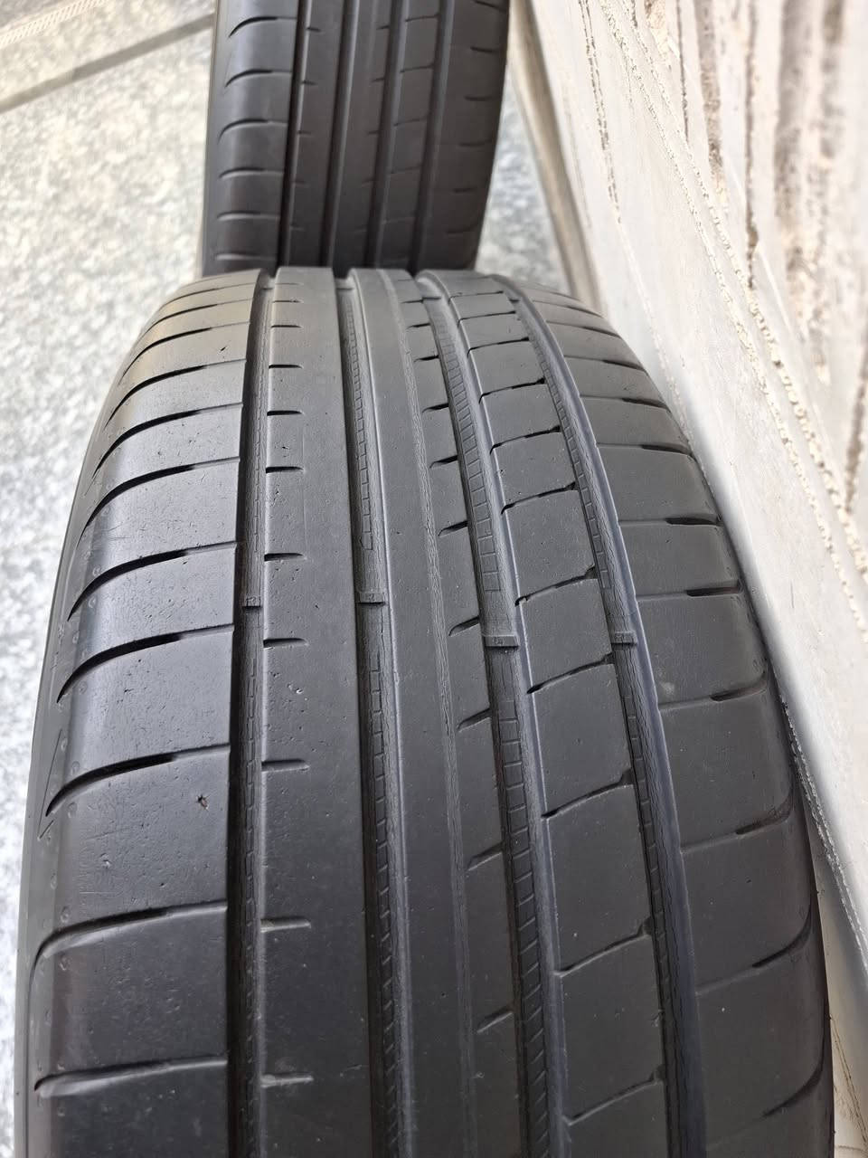 زوج تاير • جود يير • 235/55R19