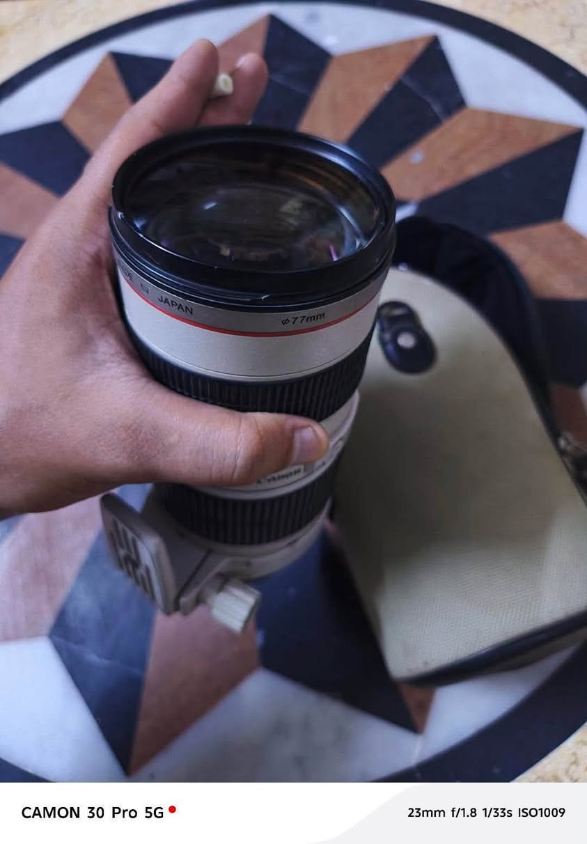 عدسة كانون 70/200 f2. 8 اصدار الاول تك تاركها 3 سنوات واحتاجيت ابيع مرتبة وجنطتها وياها و، السعر 700 مكاني بغداد العبيدي ***********
