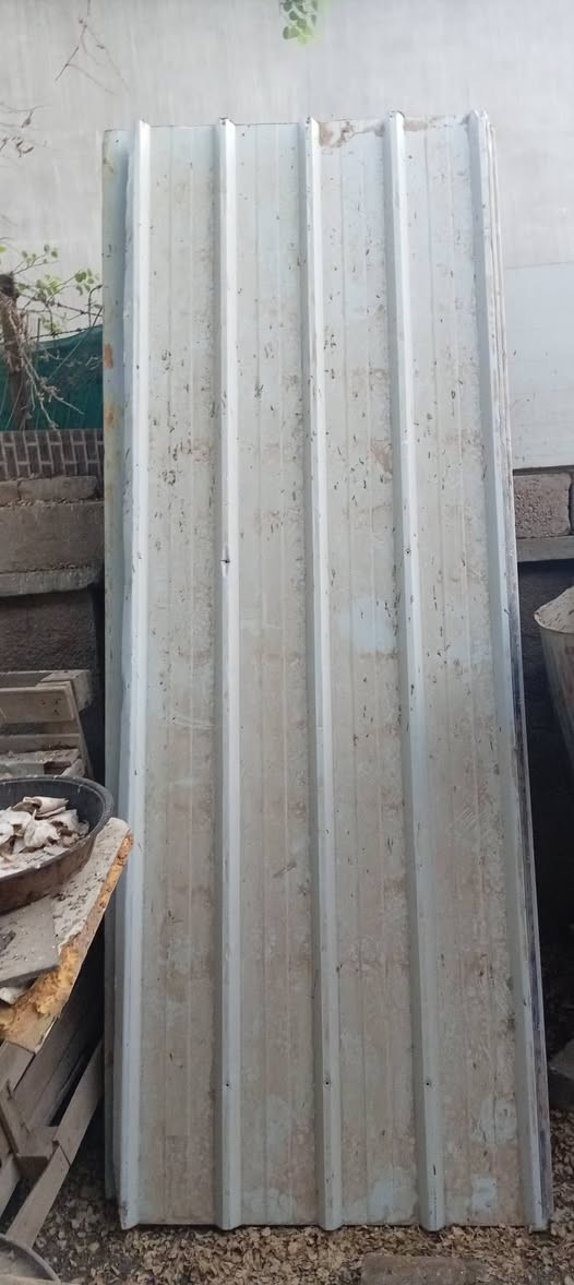السلام عليكم يوجد سندويج بنل للبيع 4 قطع الوحده 3 مترات المتر 11وبي مجال للستفسار اتصل عرقم ***********
