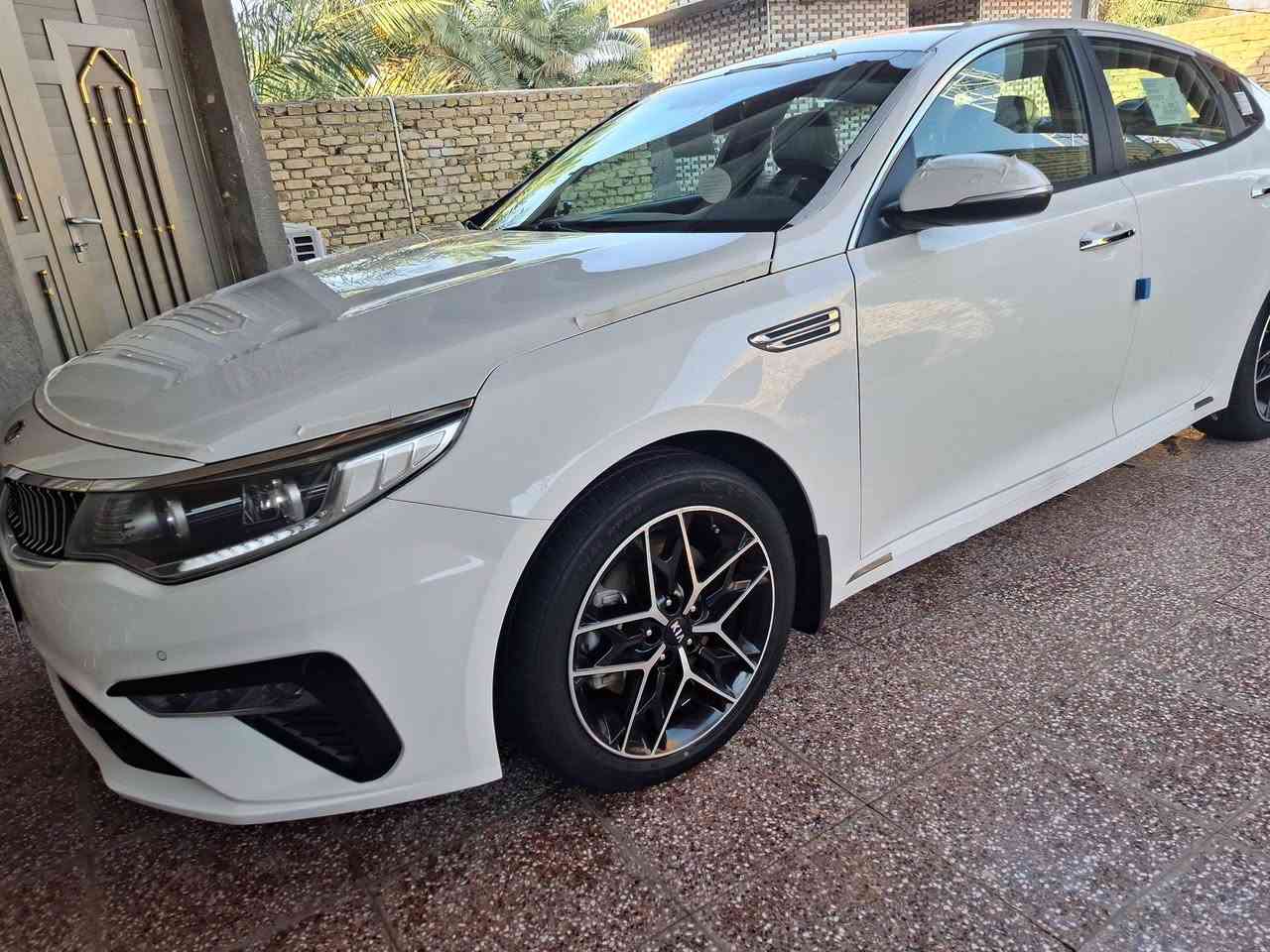 السلام عليكم
اوبتيما موديل ٢٠ خليجي رقم بغداد فول بصمه 

ماشيه ٦٠ الف حقيقي مكانها السماوة مكفوله عدى بارد بسيط الرميثه للاستفسار الاتصال عالرقم *********** او خاص
