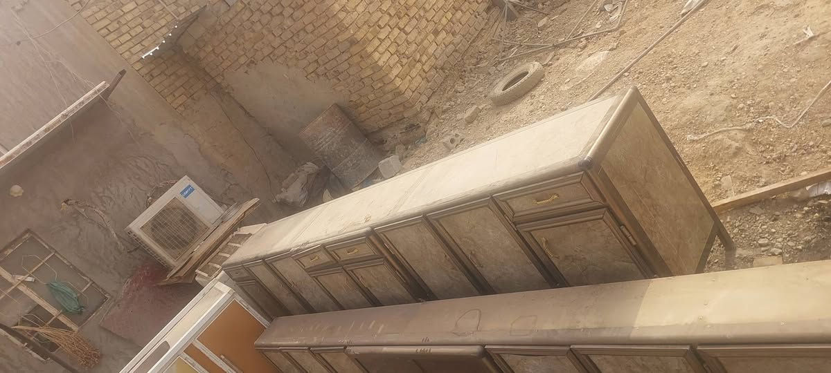 بابل مركز • مكان للبيع • ٣٥٠ قفل