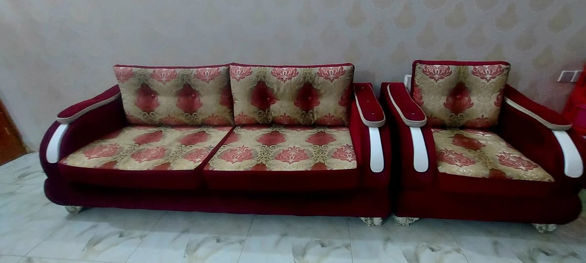 تخم ماركه تركي طبي ١٠مقاعد مقاعد اخو الجديد ديوانيه شارع الخصيمه السايدين قرب زها مول الجهه الثانيه جهه قصابيه السجاد داخل الفرع بضبط يوجد خدمه توصيل ***********
