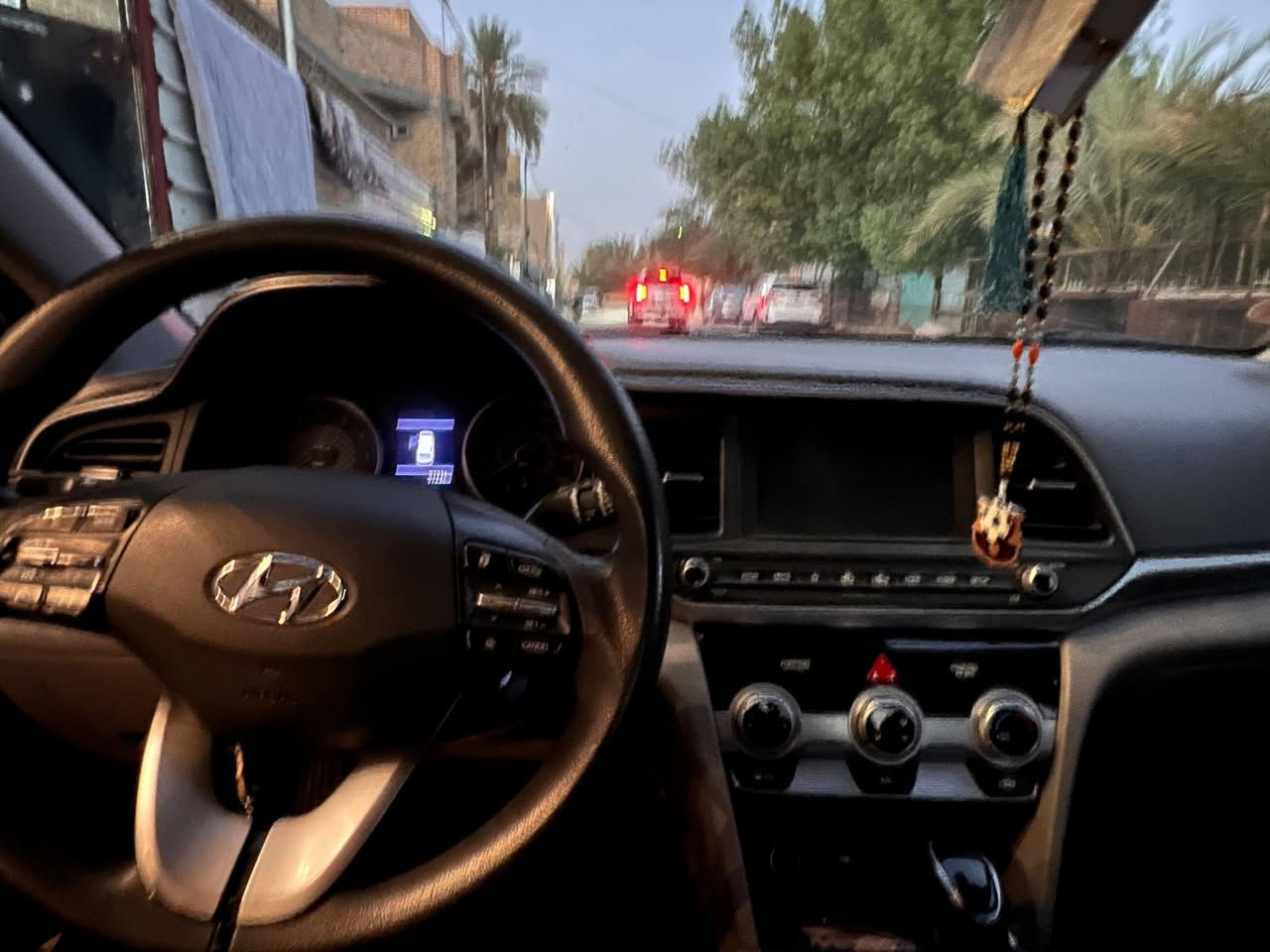 النترا 2019 وارد امريكي كير دوش ٢٠٠٠AT
ماشيه 77  رقم بغداد حادث دعاميه وصفحه مصبوغة جمالية مثل ما موضح بل الصورة بدون ايرباك ثلاثة أنظمة قيادة مانع انزلاق تبريد فول  الباقي كله بلادي العنوان بغداد الشعلة ***********
سعر ١٢٥
