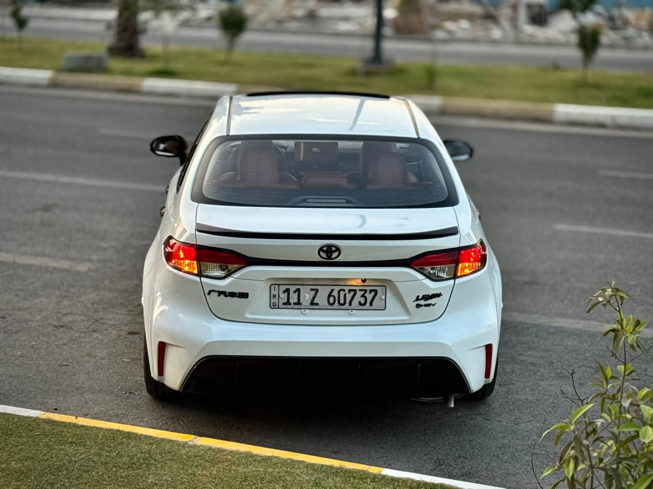سلام عليكم🙋
TOYOTA COROLLA : { 2025 } 🔥 

فول الفول اعلى المواصفات تجي بل كورلا:{S}
مكفوله كفاله عامه ما عده بارد بسيط 
ماشيه 29 الف فقط كلش جديده السياره 
راح اذكر مواصفات السياره للي ميعرفها :

⬛️ السياره بلاك ادشن بلاد من الشركه 
⬛️ فتحه سقف طكتين 
⬛️ كامرات محيطيه { 360 } درجه 
⬛️ بصمه تشغيل + بصمات أبواب دخول ذكي
⬛️ هاند بريك بصمه + اوتو هولد 
⬛️ رادار امامي توقف ذاتي 
⬛️ كيجات دجتل + شاشه وسيطه جبيره 
⬛️ تحكم ستيرن جهتين + أوامر صوتيه 
⬛️ أشاير بل مري + مري كهرباء ⚡️ 
⬛️ تبريد قطعتين منفصل 
⬛️ داخل السياره قرميدي مميز بلاد 
⬛️ 4 جامات { AUT }
⬛️ ويل كب بلاك 
⬛️ بجم فول LED 

عنوان 📍 السياره بغداد حي جهاد 
السعر  158$ وبيها مجال 
هـ *********** 📞
