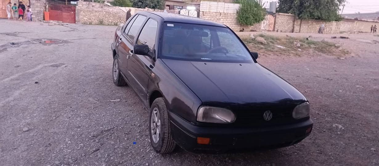 فنتو 
موديل 1997
السياره جاهزه صبق حداديه طخم محرك كير كلو شرط 
رقم اجنبي بسمي 
السعر 45 وبيه مجال ترهم معارض حسب القناعه
***********
رقم الوتساب ***********
