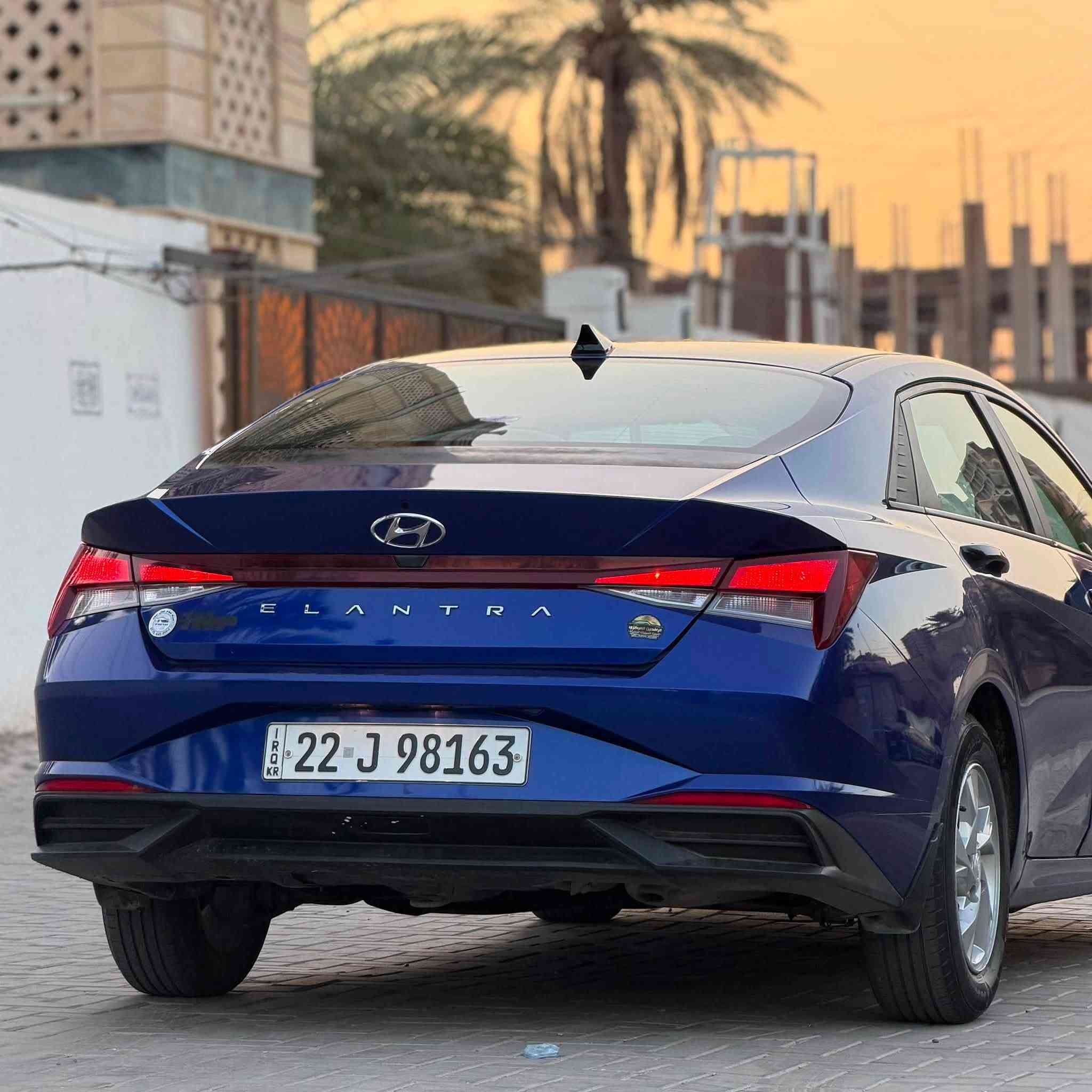 النترا 2022 امريكي

حادثهة بس بنيد بدون دواخل و صور الشاصي ضايفهن
وبيها رصعات خفيفة

مواصفات
شاشة ، كار بلاي ، كامرة خلفية ، حساسات ، رادارات 
ماشية 63 ميل

رقم اربيل تحويل
سعرها 135
***********

