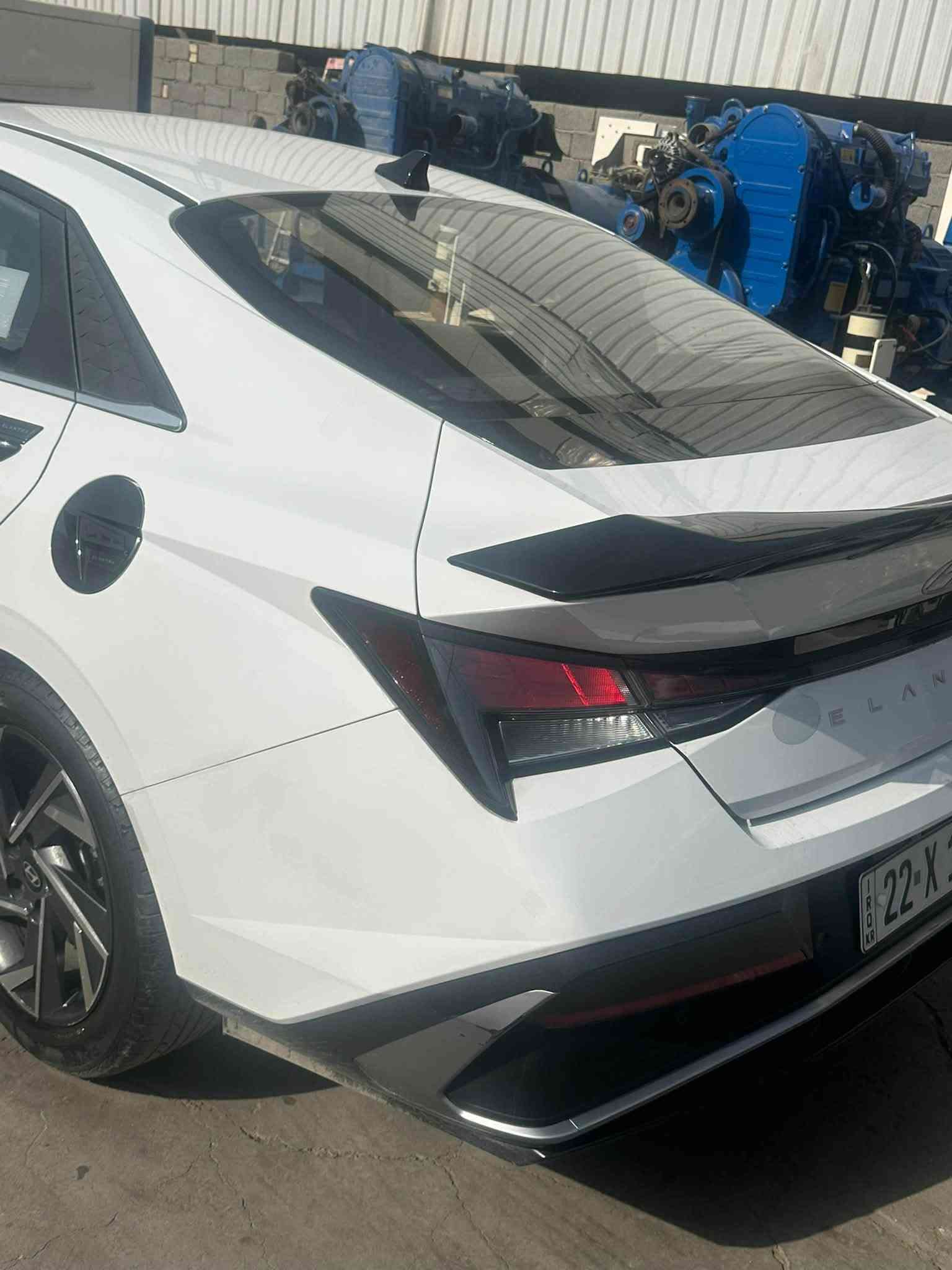 ماشيه 49 الف km
رقم أربيل بيهة ملاحضات بسيطة 
المواصفات فوووول 1-محرك 1500 دبل نوزل دوش2- شاشه ديجتال 3-بصمه 4-كشنات جلد 
5-هند بريك بصمه 6-اوتو هولد 7-فتحه سقف               
8-محرك 1500دبل نوزل 9حساس لايت /حساس خلفي بلادي 
حساس أمامي بلادي 10-تبريد قطعتين
11-كاميرا خلفيه بلادي /جي بي اس /نضام تشغيل الكاميرات 
شاشه  كبيره اصلي ابل كار بلي  /نضام ترحيب /مري شفط
12-نضام مود درايف إيكو وسبورت و عادي /تحكم ستيرن فول 
13-ويل كب كروم حجم 1 /لد امامي نهاري /مانع انزلاق
مانع انحدار / لايت عدسات زنون  /ايرباكات /جهاز موازنه ABS 
 السعر 💰 137 وبيهه مجال 
📍العنوان: بغداد الكرادة 
رقم الهاتف :***********
