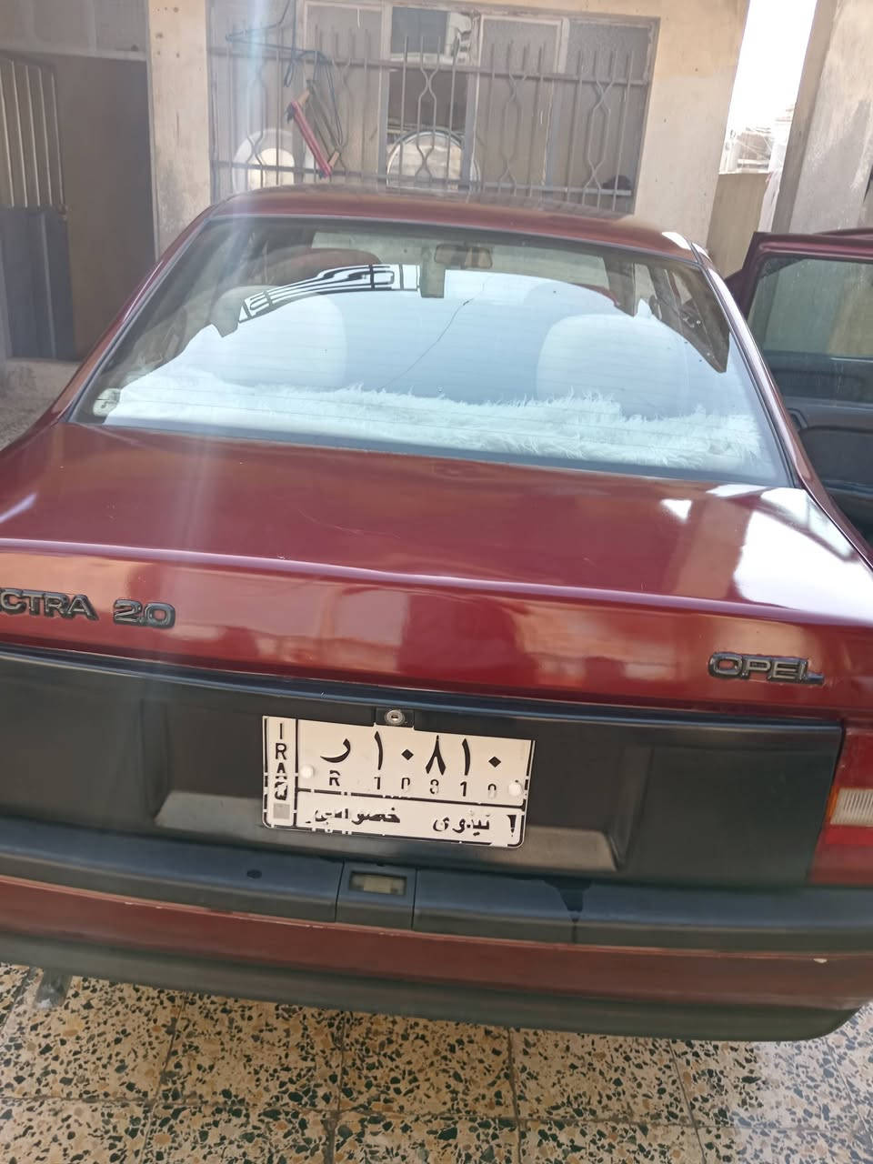 سيارة فكترا حجم 20
موديل ٩٣ شرط وكالة تحويل 
السعر  ع خاص 
***********
