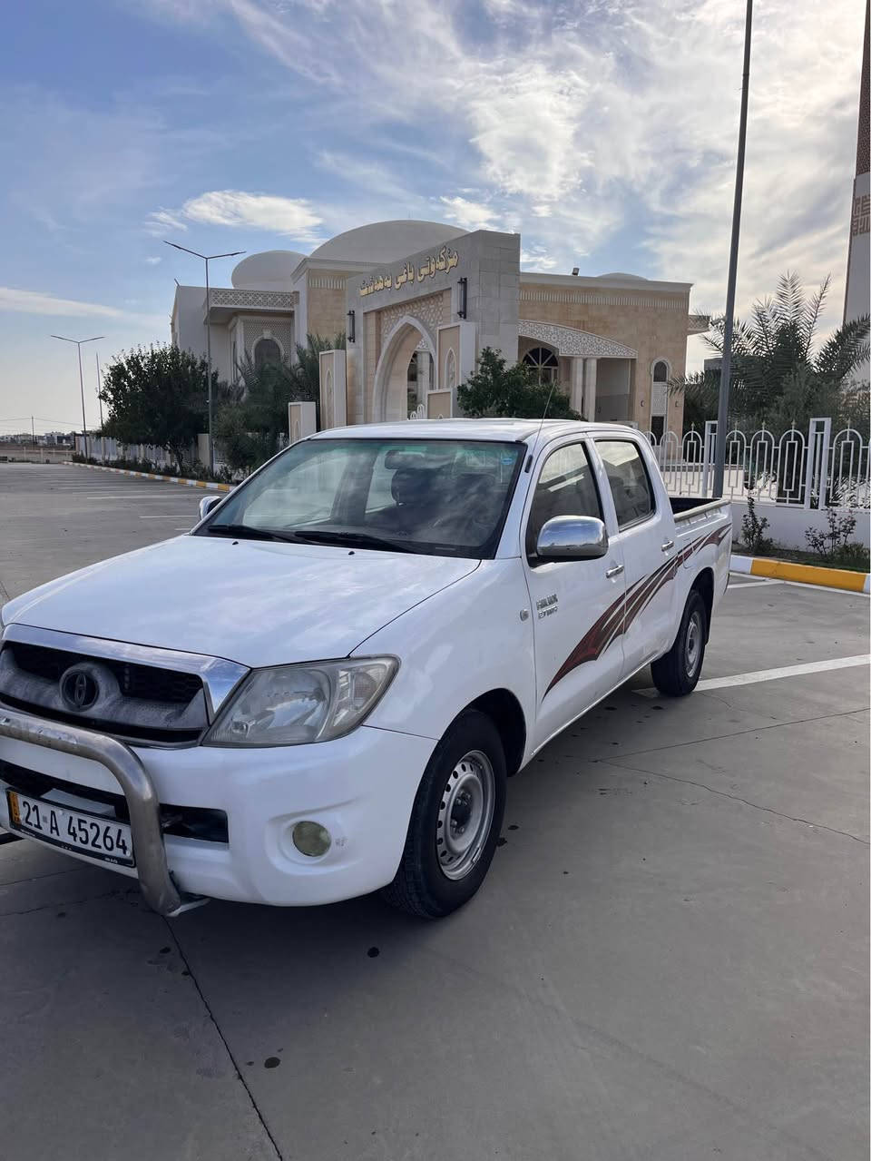 هايلكس • ٢٠١٠ • أربيل
