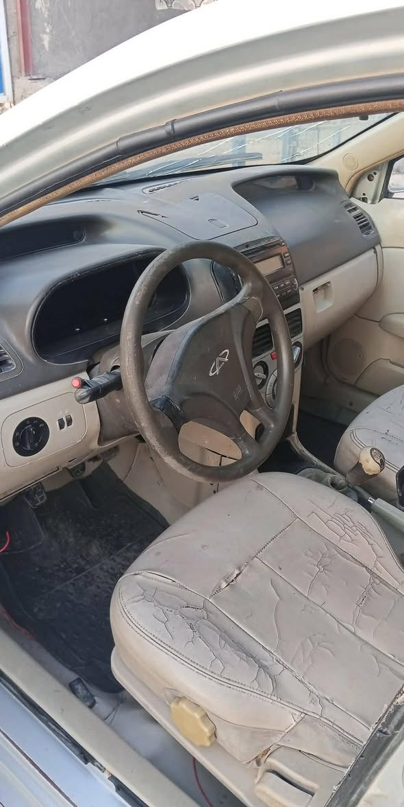 سلام عليكم شباب سيارة جاهز مكين خير من الله حداديه جديده تخم تاير جديد جاهزه سعرها 23 و مجال للشراي مكاني نجف ابو صخير هذا رقمي والشراي يتصل***********
