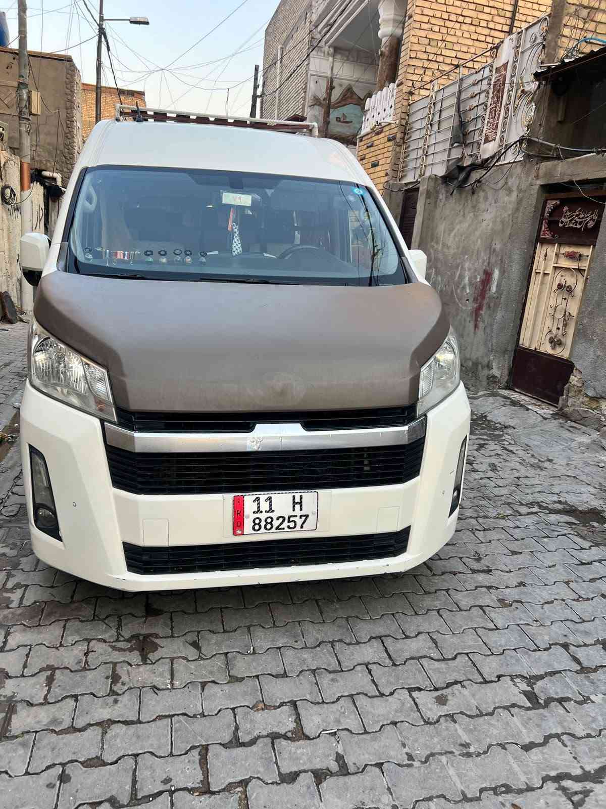 ألسلام عليكم هايسه موديل 2019 نص فول رقم بغداد مكفوله من صبغ سعرها 310 وبيها مجال عنواني بغداد المدينه رقم ***********
