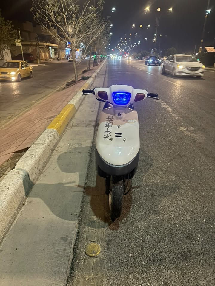 سلام عليكم بطه كلش نضيفه  سلف هندر كلشي شغال لايت زنون ما مفتوحه سعرها ٤٥٠ وبيها مجال كربلاء حي النصر 
*********** موجود واتساب هم
