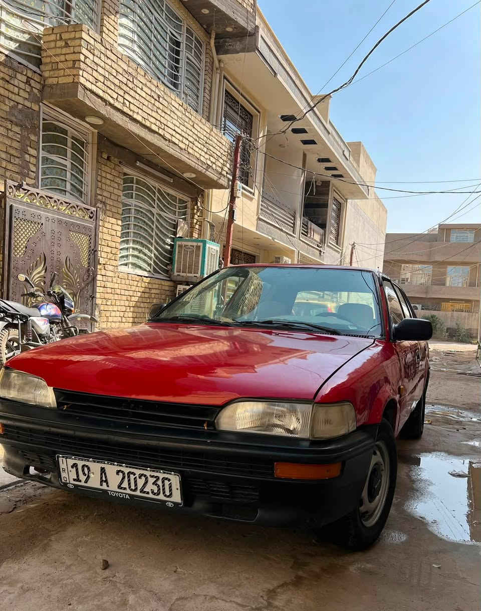 السلام عليكم شباب  سياره كورلا للبيع 🍅🇯🇵 موديل 92 كير عادي    مكينه نكره بكل وكت لا تبخير ولا نضوح. خير من الله ترايك وين ميعجبك كير عادي هزه جديده رقمها كربلاء كشروع وطني وين ميعجبك تحول. السياره بسمي. مكاني بغداد 
رقم الهاتف *********** ما متواجد عل فيس هواي. خابرني وبالخدمه السعر 30 وبيها مجال تعال وتأمر تحياتي للجميع 🫡♥️
