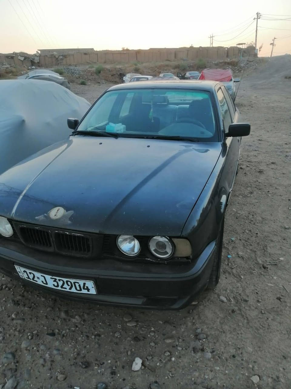 بي إم دبليو للبيع موديل 91 رقم نينوى 520 كير عادي فول مواصفات بس ما بي تبريد ترهم نقد أو أقساط حسب المقدمة ***********
