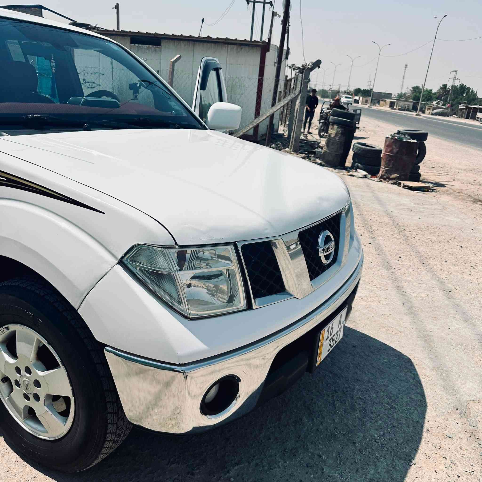 السلام عليكم نيفاره 15 اوتماتيك   نظيفه كلش   كامره حساسات  كير مكينه  صدر كله جديد. رقمهه قادسيه  تخم تاير جديد  السياره جاهزه كلوب مامشتعل بيهه بيهه بارد بالجاملغ الامامي مصلح بارد وقمهه دولي قبل شهر بدلته  سنويه لل31  تريد وكاله تريد مداور  السعر 130 وبيهه مجال بسيط مكان السياره ديوانيه ***********
