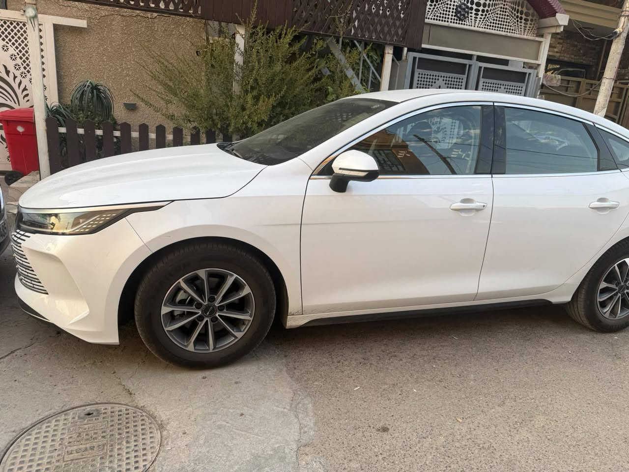 السلام عليكم دسترويل BYD زيرو على وضع الشركه مرقم ماشي اقل ال 1000 كفاله عامه دوشمه جديد ارضيه سياره برغي مناقصها ويها بورد مال شحن كامل مصار شهر من اخذتها بسمي محتاج وريد ابيع السعر 21 مليون او150 رجآ البياعه او الشرايه ليدخل العنوان بغداد البياع الرساله الثانيه ***********
