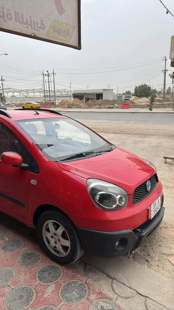 جيلي باندا كروز موديل ٢٠١٣
كير اوتماتيك مكينة ٤ سلندر سياره نضيفه وجديده كلش مكفوله من الصبغ 
 كله بلادي وجديد
حدادية جديدة دبلات امامي خلفي جديد
كهربائيات كلها شغاله 
 رقمها بابل خصوصي الدولي باسمي شرط مداور ثاني يوم 
هزة وسنوية قبل شهر جديدة 
سونار السيارة مرفق بالصور 
نقصها تبريد غار فقط 
السعر 51 وبيها مجال 
مكاني النجف  / الكوفة 
‏‭***********

