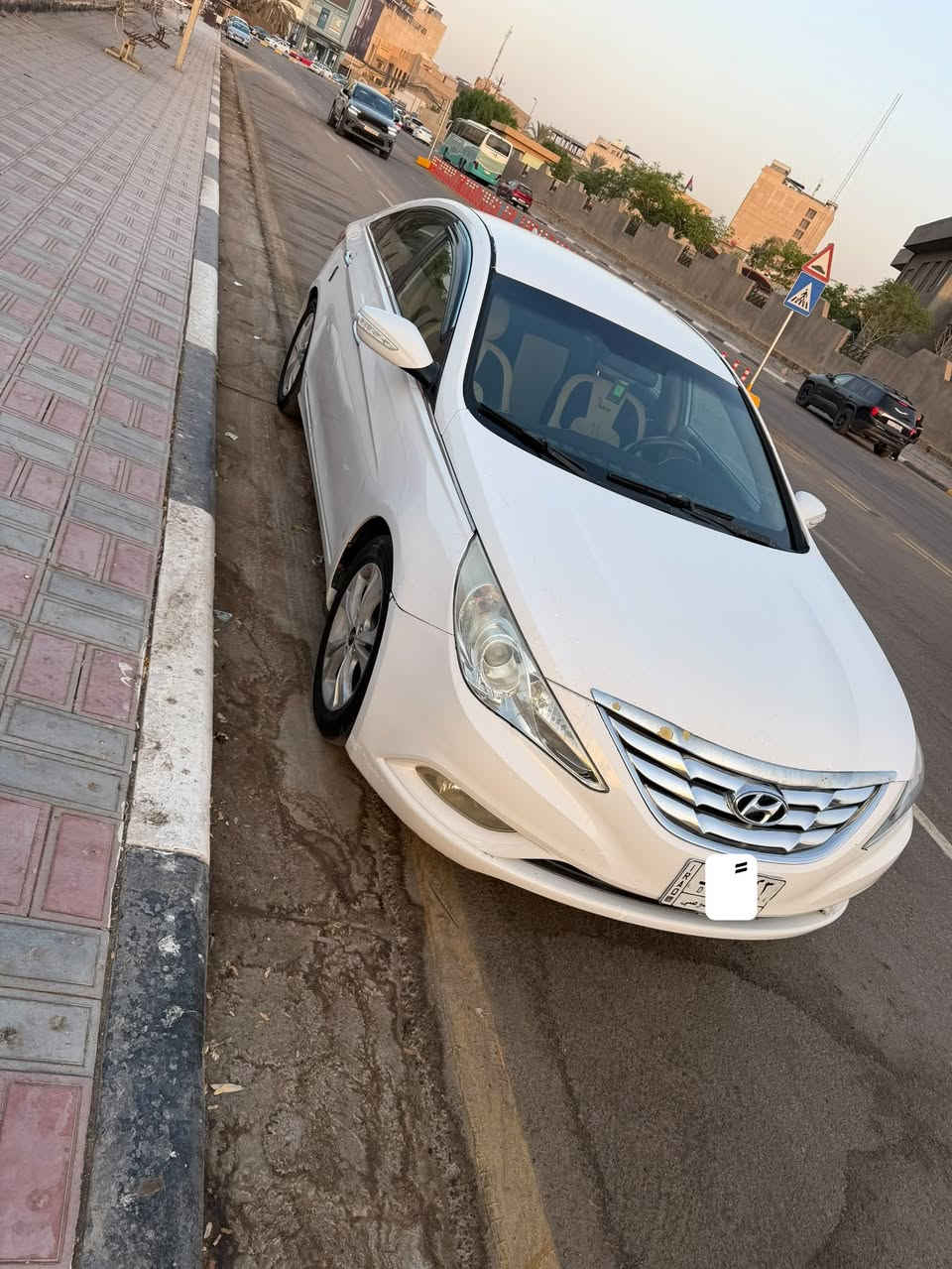 سوناتا 2013 خليجيه محرك 2400 بلادي
سياره جاهزه مابيه نقص 
بيه صبغ شويا بالهلال الخلفي وبارد بسيط بالبنيد 
رقم بغداد مشروع وطني بسمي 
مواصفات كشن كهرباء شفتات ستيرن 
سعره ١١٨ وبيه مجال مكاني كربلاء 
***********
