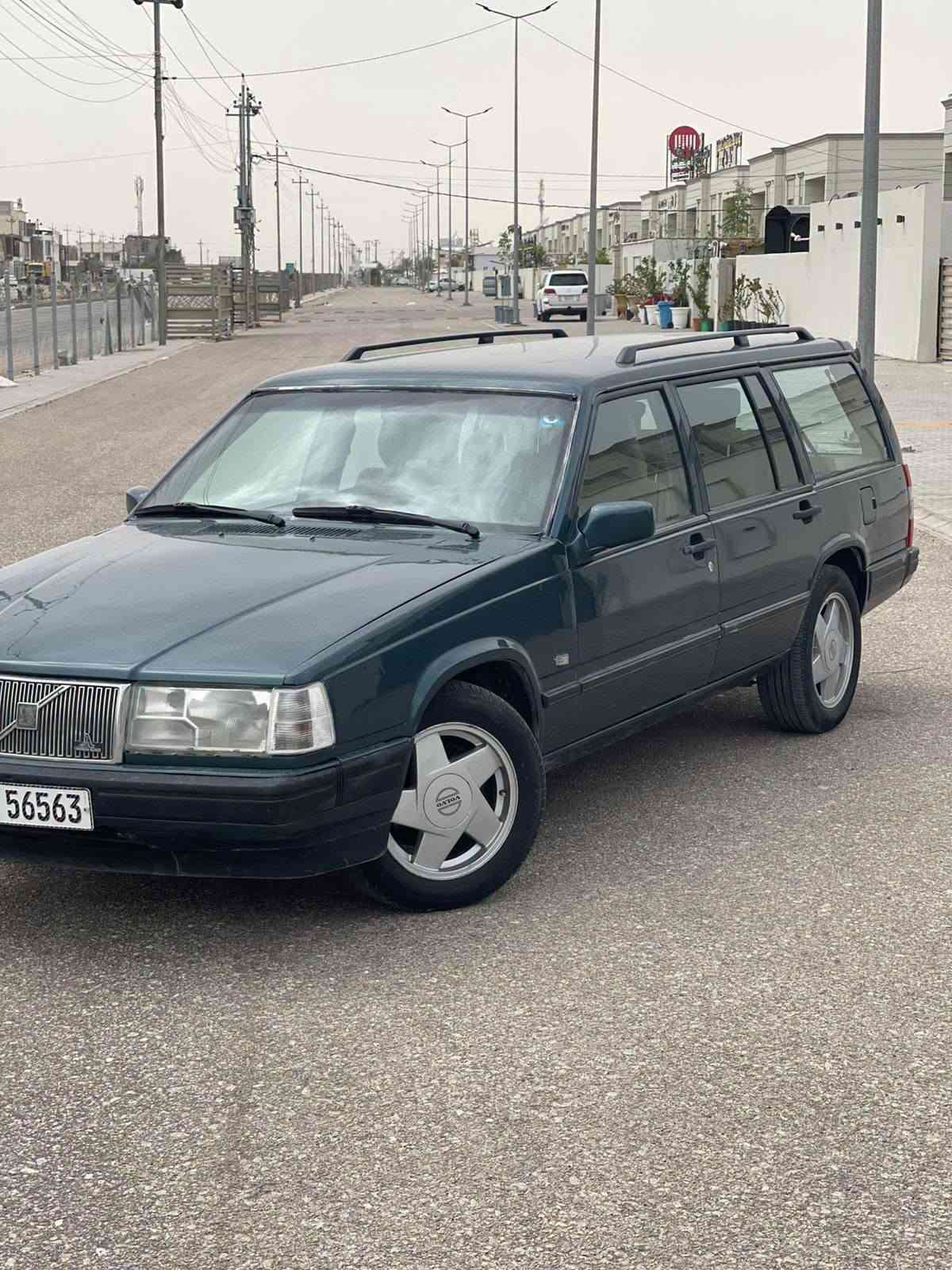 السلام عليكم فولفو ستيشن 940محرك بخاخ كير أوتوماتيك تبريد تدفئه رقم نينوى بسمي موديل ١1992مصبوغه عام جماليه غرفه جديدة لوك العنوان نجف السعر 72وبيه مجال 
***********
