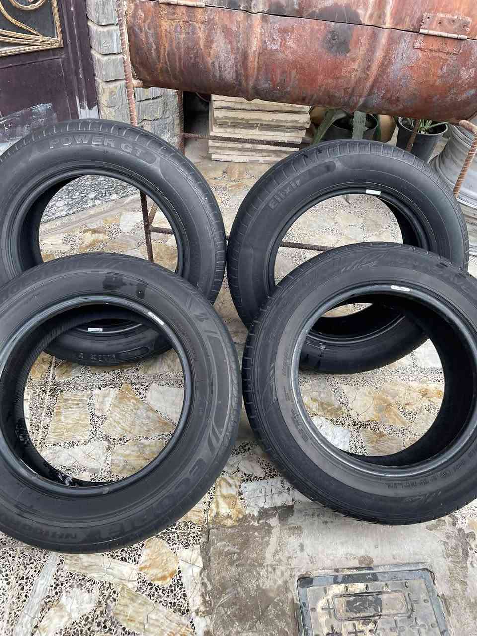 البيع تخم نص عمر 15 /195/65 السعر 70 بيهن مجال. مكاني بغداد حولي المحموديه  ***********
