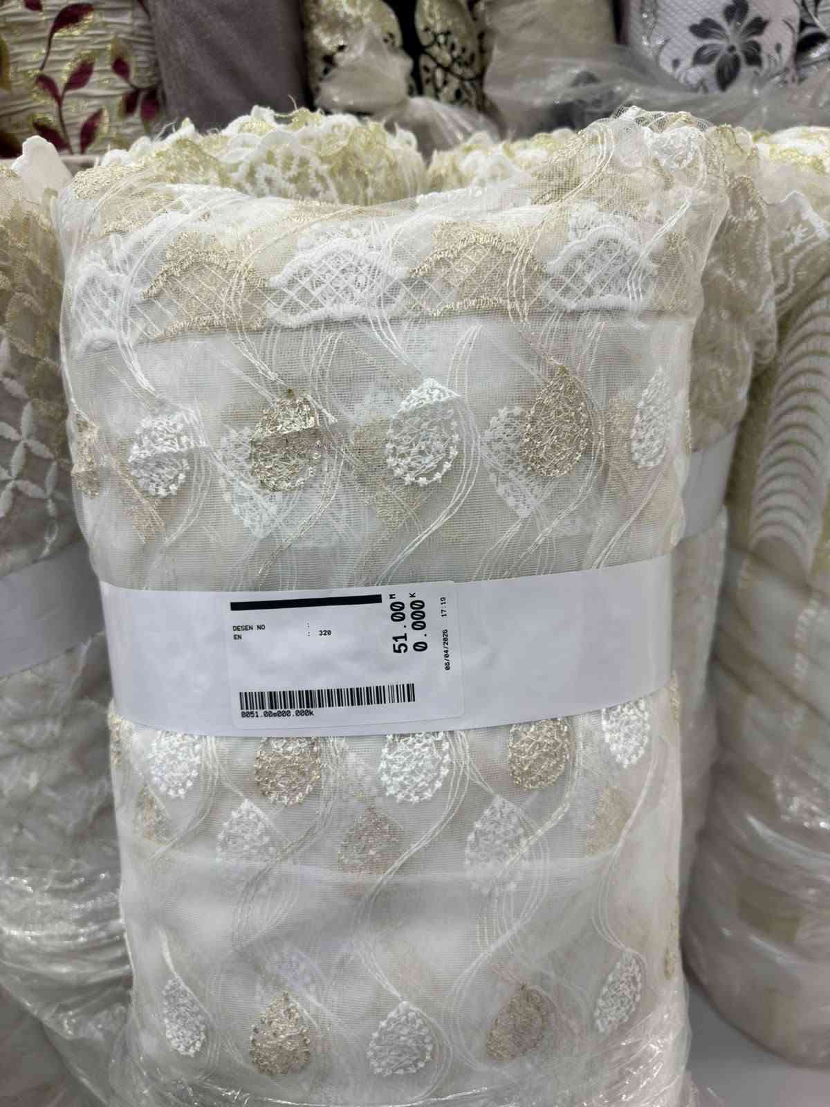 تور تركي درجه اولئ ارتفاع 320 
المتر مخيط مبطن ب8 
متوفر توصيل محافظات 
مسيب سده الفين  
***********

نص مكتوب في الصور:
- ب 75 مع البنل 7 ونص م @adhem783