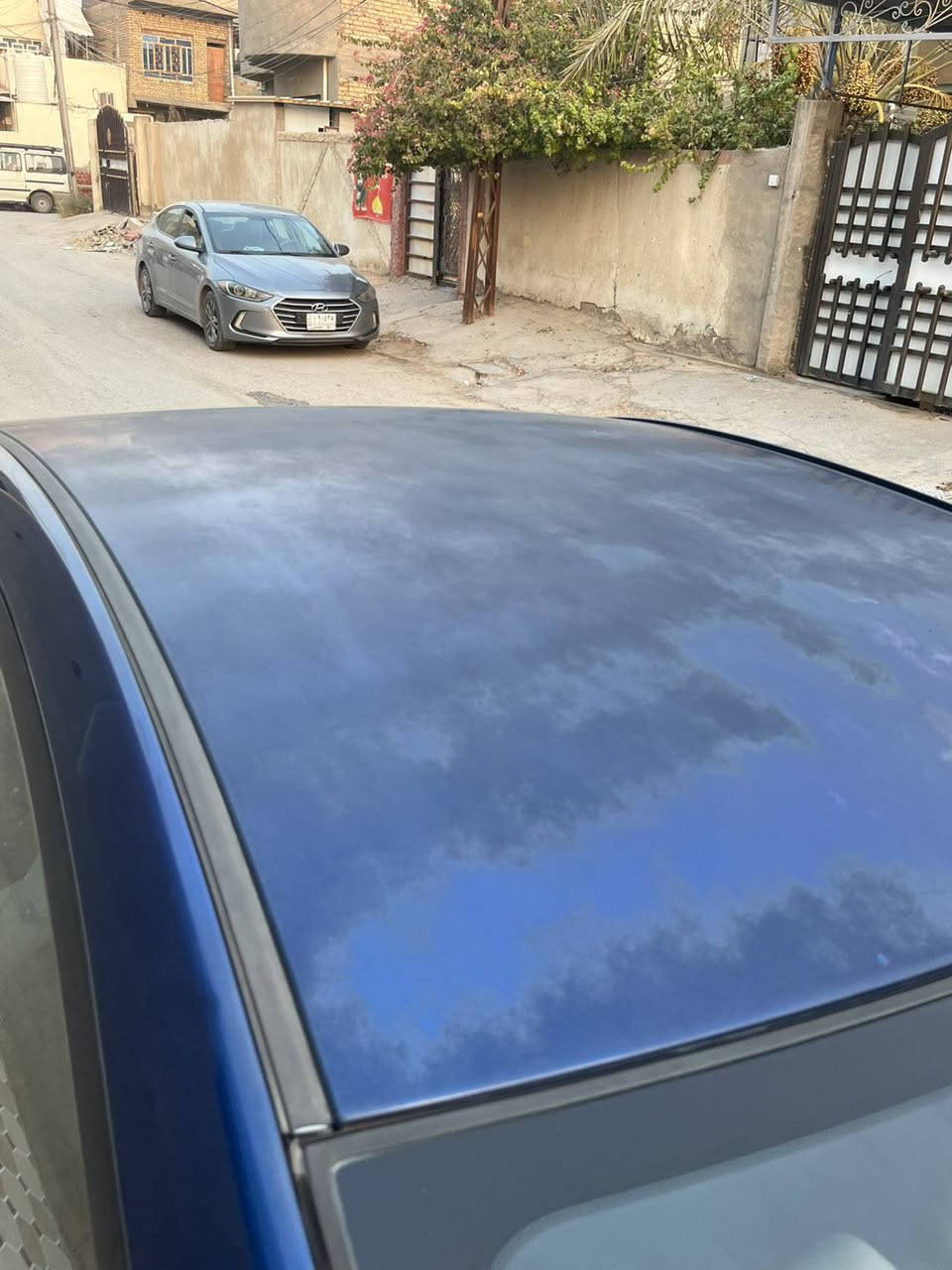 السلام عليكم
سيارة اكسنت 16. 
امريكي 1600. gdi
رقم بغداد الجديد

السيارة مثل ما موضح بالصورة 
اكو جراد عندك القمارة جاردة 
والبنيد والجنطة جراد قليل

والجاملغات الخلفيات 

السيارة مطلوب بيها 80 وبيها مجال بسيط 
للتواصل 
*********** واتساب 
مكاني بابل مركز الحلة .
