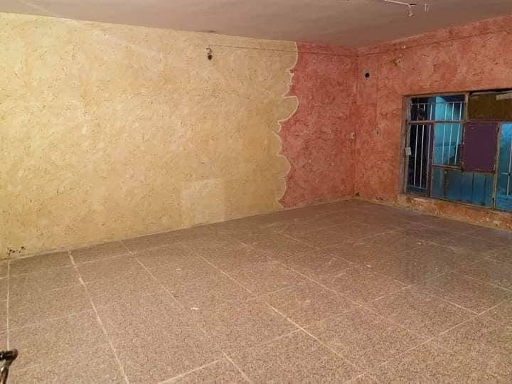 بيت اجار في جسر ديالى باب الشيخ مساحه ١٢٠ طابق واحد يحتوي عل استقبال كبيره صاله مطبخ غرفه نوم صحيات داخل وخارج اي استفسار اتصال ***********
