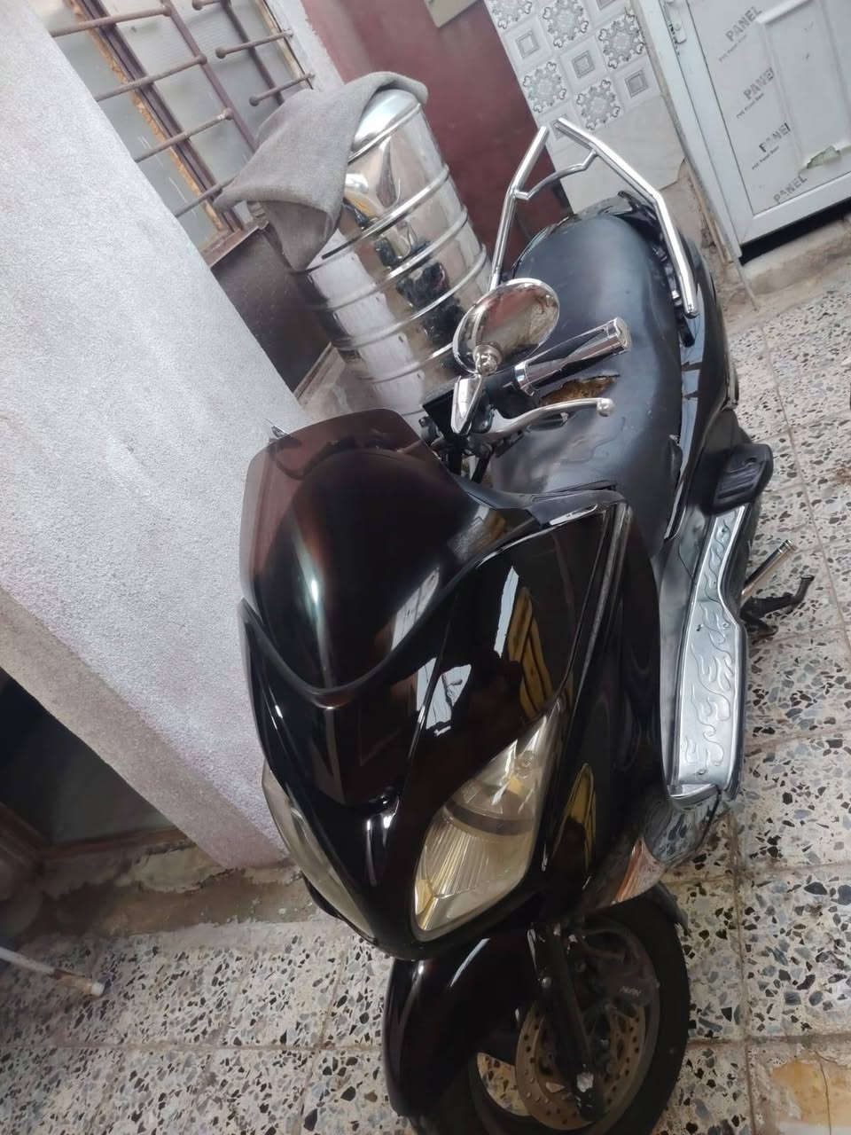 السلام عليكم فورزة 08مكينه مكفوله عميه بلاد كهربائيات كلها شغاله مكاني بغداد حسينيه الراشديه شراي اتصل ممتواجد عل نت ***********

