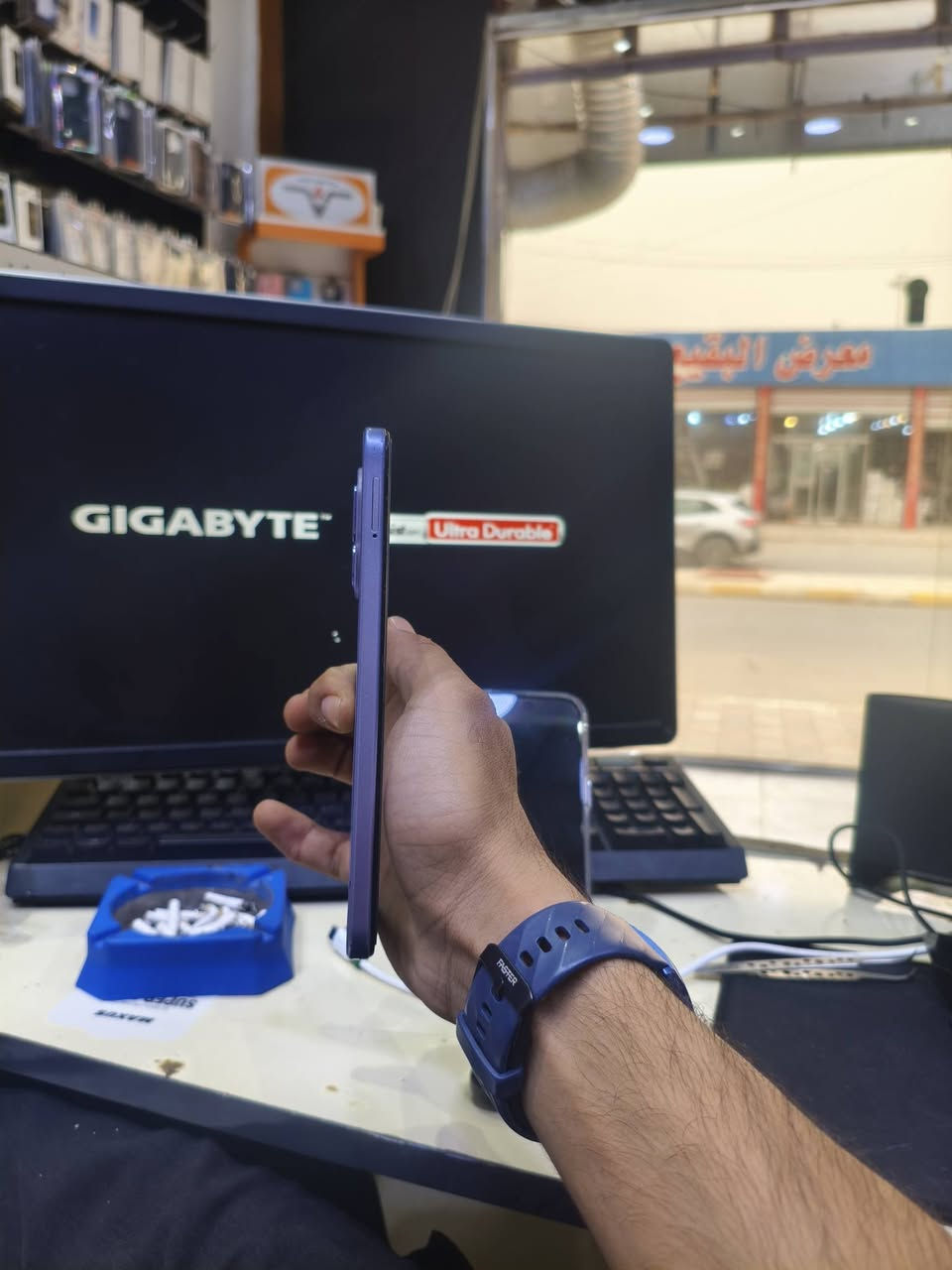 انفنكس هوت 50i • ٢٥٦ جيجا • ٤ رام
