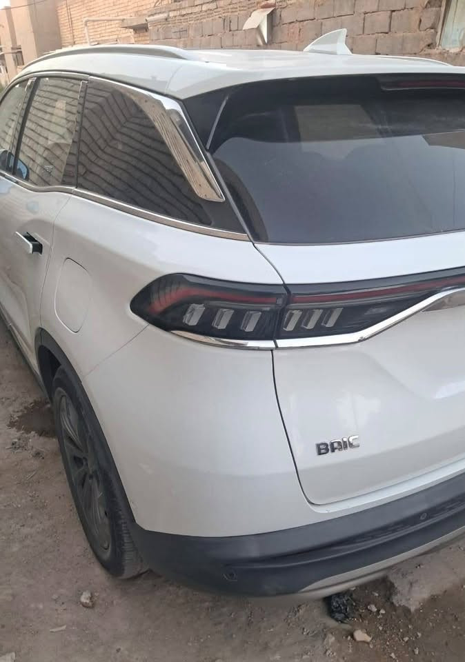 بايك x7 للبيع موديل 25 زيرو مرقمه ديوانية حرة
للتواصل 

***********￼

ناقل حركة 7 سرعات من شركة AISIN اليابانية

نظام تعليق من شركة BOSCH الألمانية لثبات عالي

ضمان 6 سنوات على ناقل الحركة (القير)

🛡️ أمان ومتانة بتقنيات عالمية

هيكل صلب بنسبة فولاذ 70% بتقنيات Mercedes-Benz

رادار تفاعلي ومثبت سرعة ذكي

تحديد مسار وتحذير نقاط عمياء

كاميرات 360° مع داش كام تسجيل رحلات مثبت مسبقاً

تحذير التصادم ومانع الانزلاق

👑 رفاهية الدرجة الأولى

داخلية جلد فاخرة

مقاعد تبريد وتدفئة وتدفئة للمقود

كرسي سائق كهربائي مع ذاكرة لوضعيات القيادة

إضاءة محيطية Ambient Light وإضاءات ترحيبية

صندوق خلفي كهربائي

سايد بريك كهربائي مع Auto Hold

سيارة تجمع بين الفخامة والأمان والتقنيات الحديثة والثبات العالي
