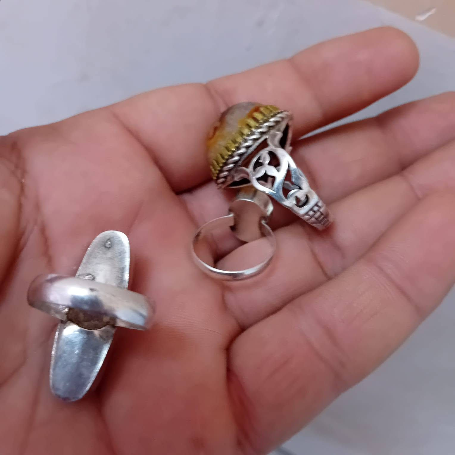 جملة • للبيع • اكسسوارات