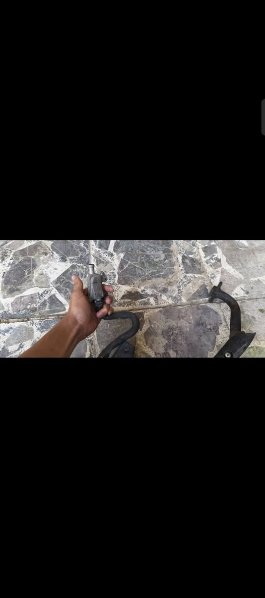 سلام عليكم صالنصه دراجه سكنز لد ياباني سعر 30الف و هذا رقم***********
