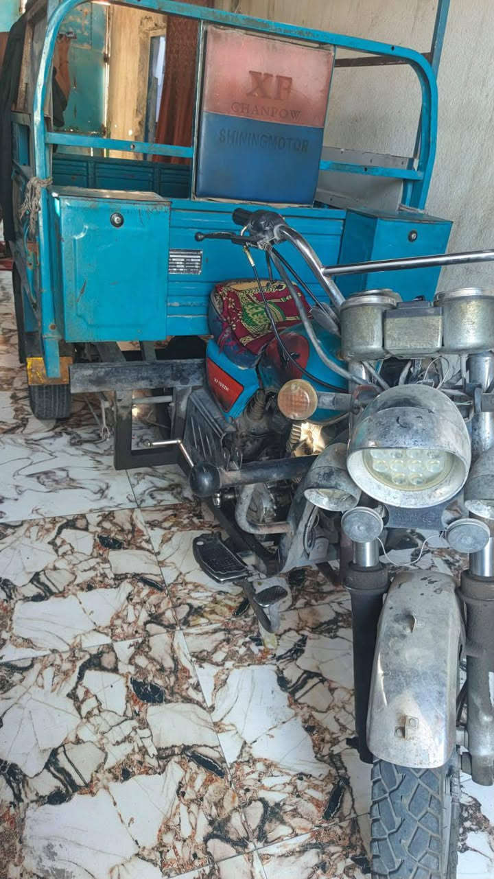 سلام عليكم ستوتا موديل 23 كلشي مابيهه جاهزه من كلشي مامتعبهه ستوته مال بيت الستوتا بلحقيقه انضف من صور مامغسوله تجي وشوف بعينك سعرهه مليونين قفل مكاني البصره القبله *********** اتصال او واتساب
