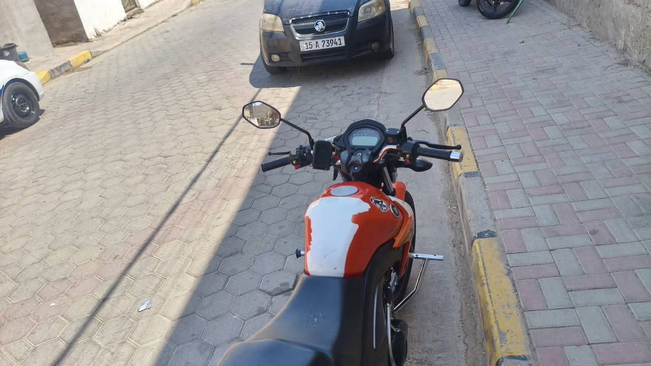 دراجة هاوجي KA بطح موديل 22 مسجلة بأسمي لوحات انكليزي ( مكفولة عام ) تحويل ثاني يوم سعر 2250 مليونين و ربع  بي مجال للشراي للاستفسار اتصال ع رقم ***********

