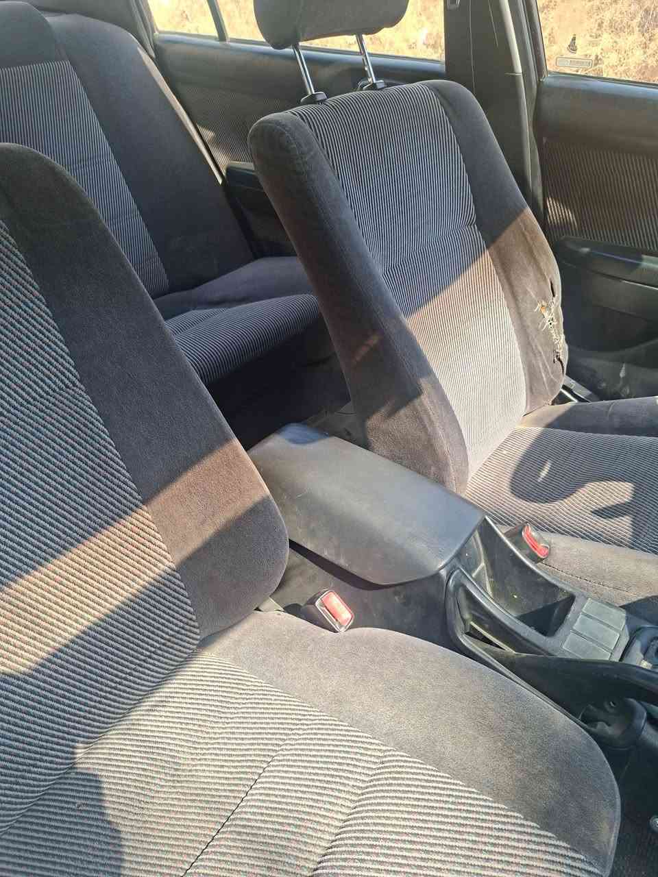 للبيع كراون فرخ بطه ١٩٩٢ المحرك والكير شرط رقم نينوى سنويه عظم هزة جديدة شرط تحويل تبريد شغال كهربائيات شغاله مابيها معجون ولا صبغ بس تلقيطات بسيطه للاستفسار ***********
