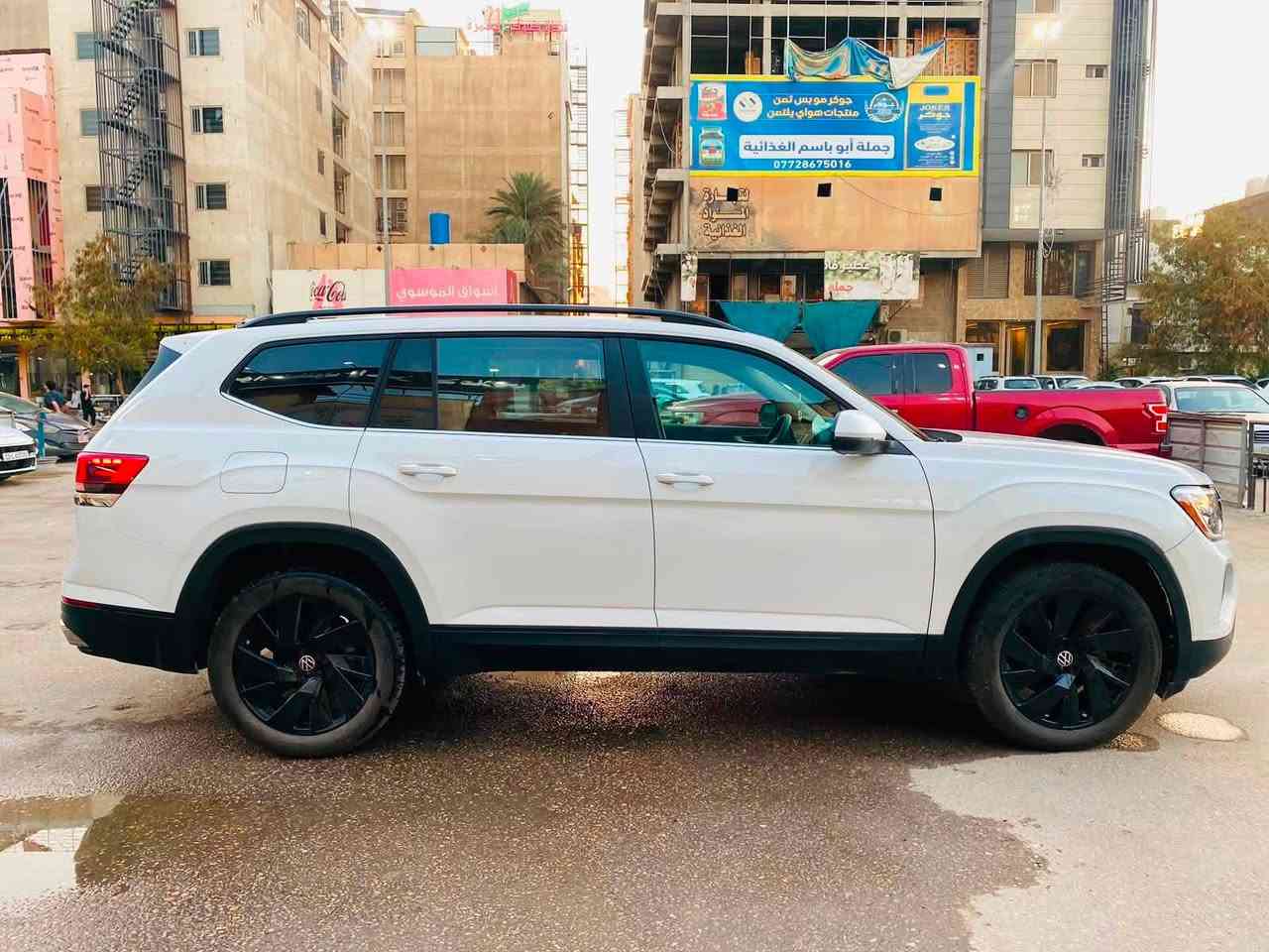 اطلس 2025 SE
بانورما حساست كامرا 
٦ راكب كشنات منفصل ملكي 
كار بلي 
شحن لاسلكي 
ماشيه 10.000
تبريد 3 قطع 
جنطه كهرباء 
محرك 4 سلندر 2000 توربو 
رقم بغداد شهداء وكالة عامه بسمي الكتاب باقي عليها سنه ونص 
ايرباك بس برده 
جاملخ بارد فقط لا غير 
سيارة تعتبر كلين 
لايت لد 
عدسه متحركة
بردات بل ابواب 
تبريد لمس 
شاشه لمس
سعر وتفاصيل خاص و عيوني تشلعهن /
دخول جديد 
مكان السيارا بغداد
رقم هاتف 
***********
